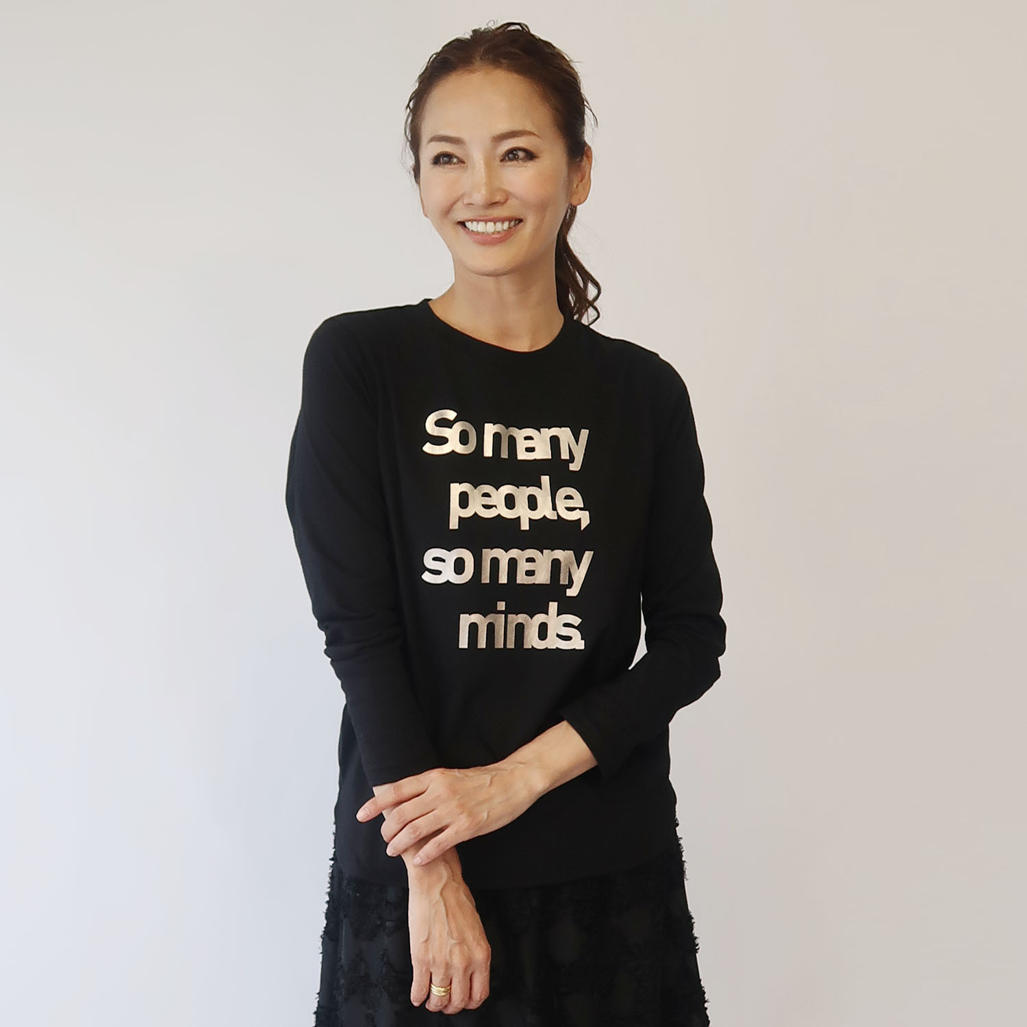 フーア 箔プリント ロングスリーブＴシャツ