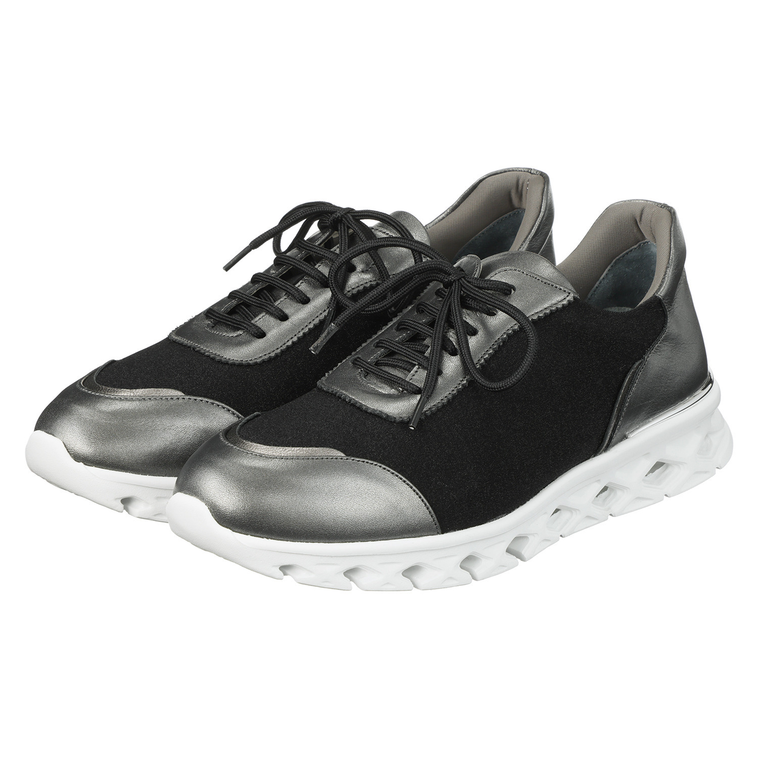 ミスキョウコ レースアップスニーカー ＜ウェルビーイング ミスキョウコ＞