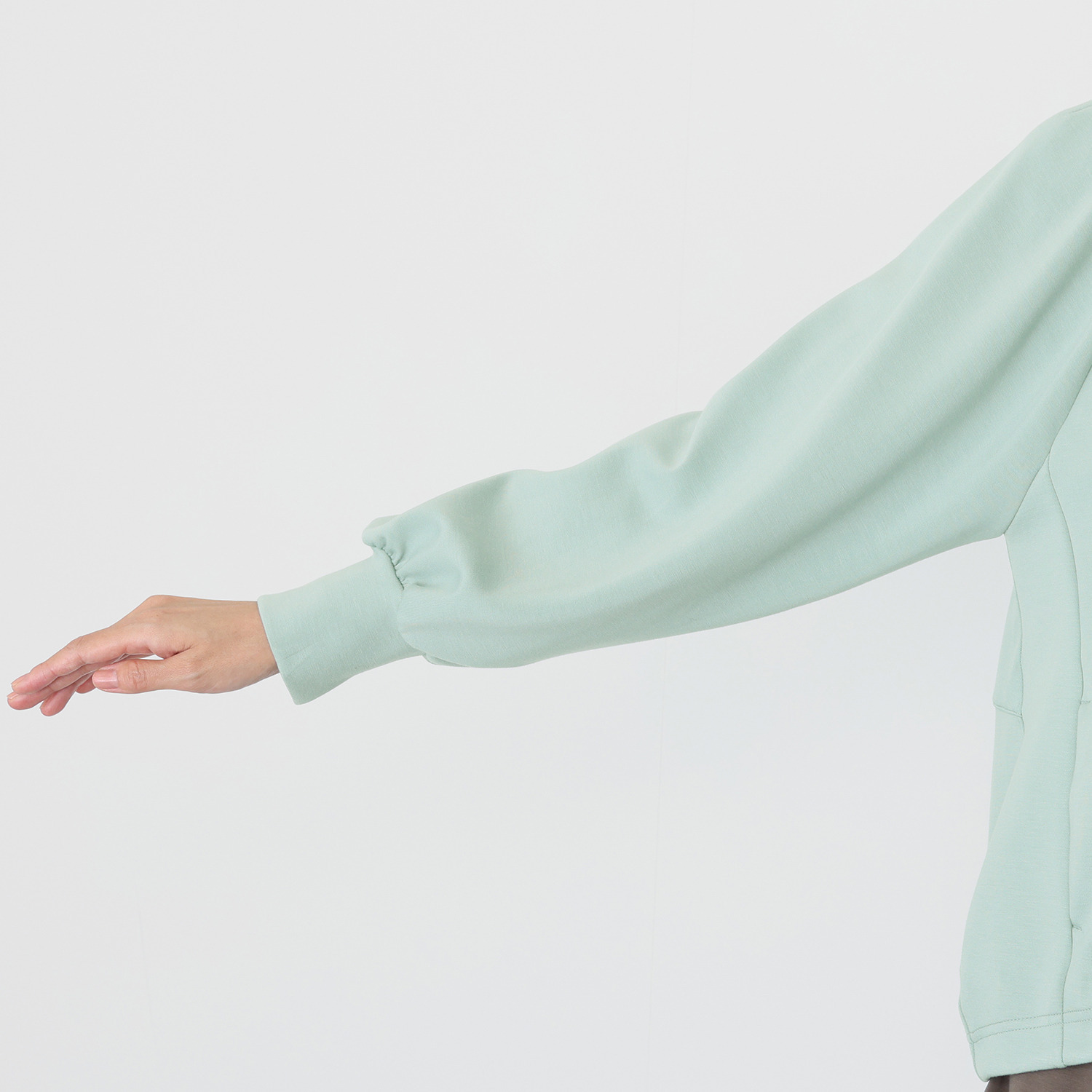 ルクオーレ つるすべ ソフトダンボール ブルゾン