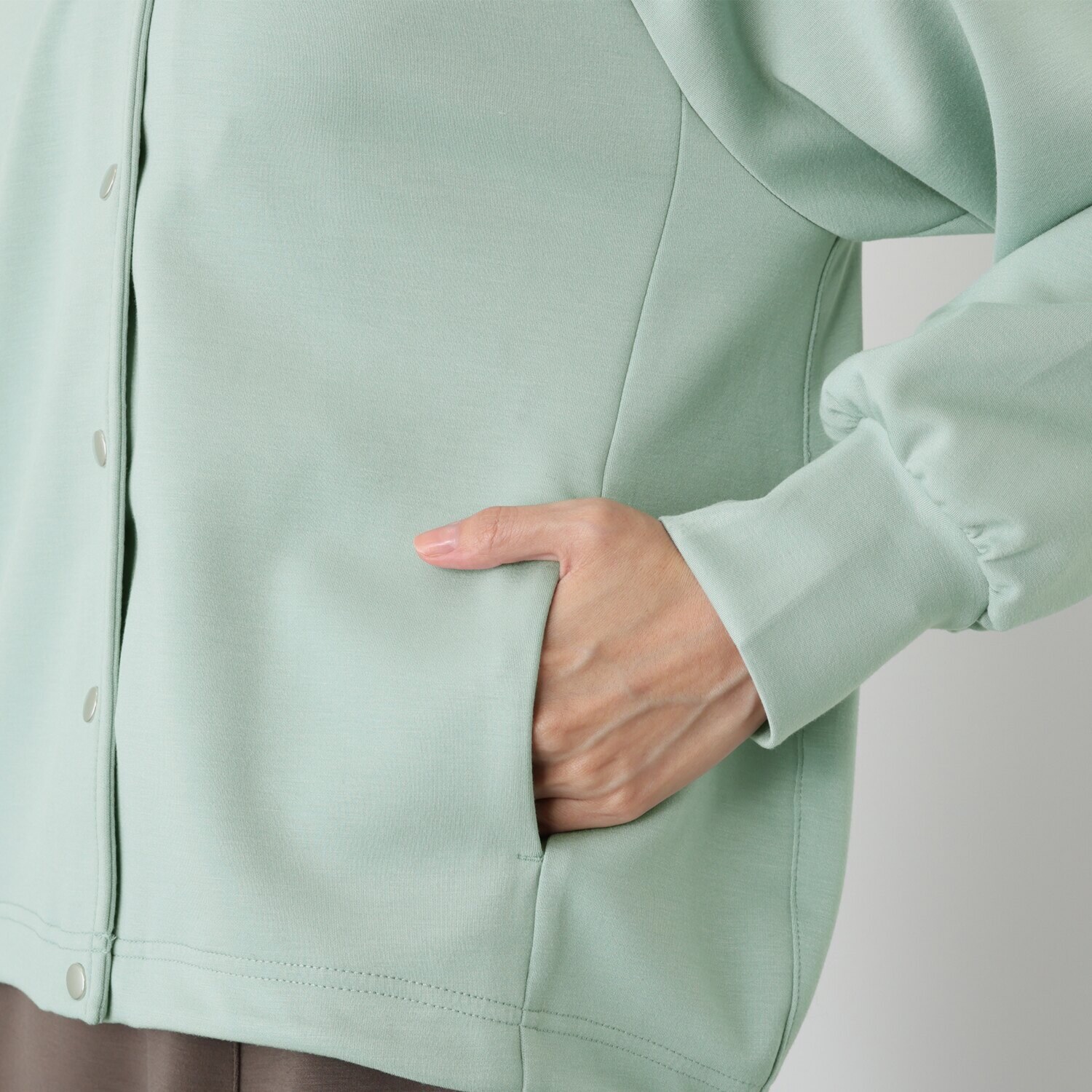 ルクオーレ つるすべ ソフトダンボール ブルゾン