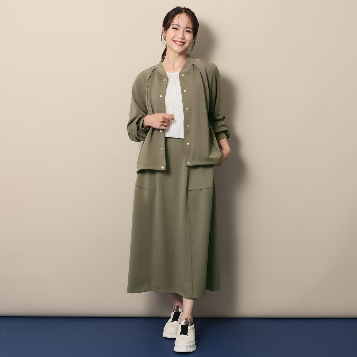 ルクオーレ つるすべ ソフトダンボール ブルゾン