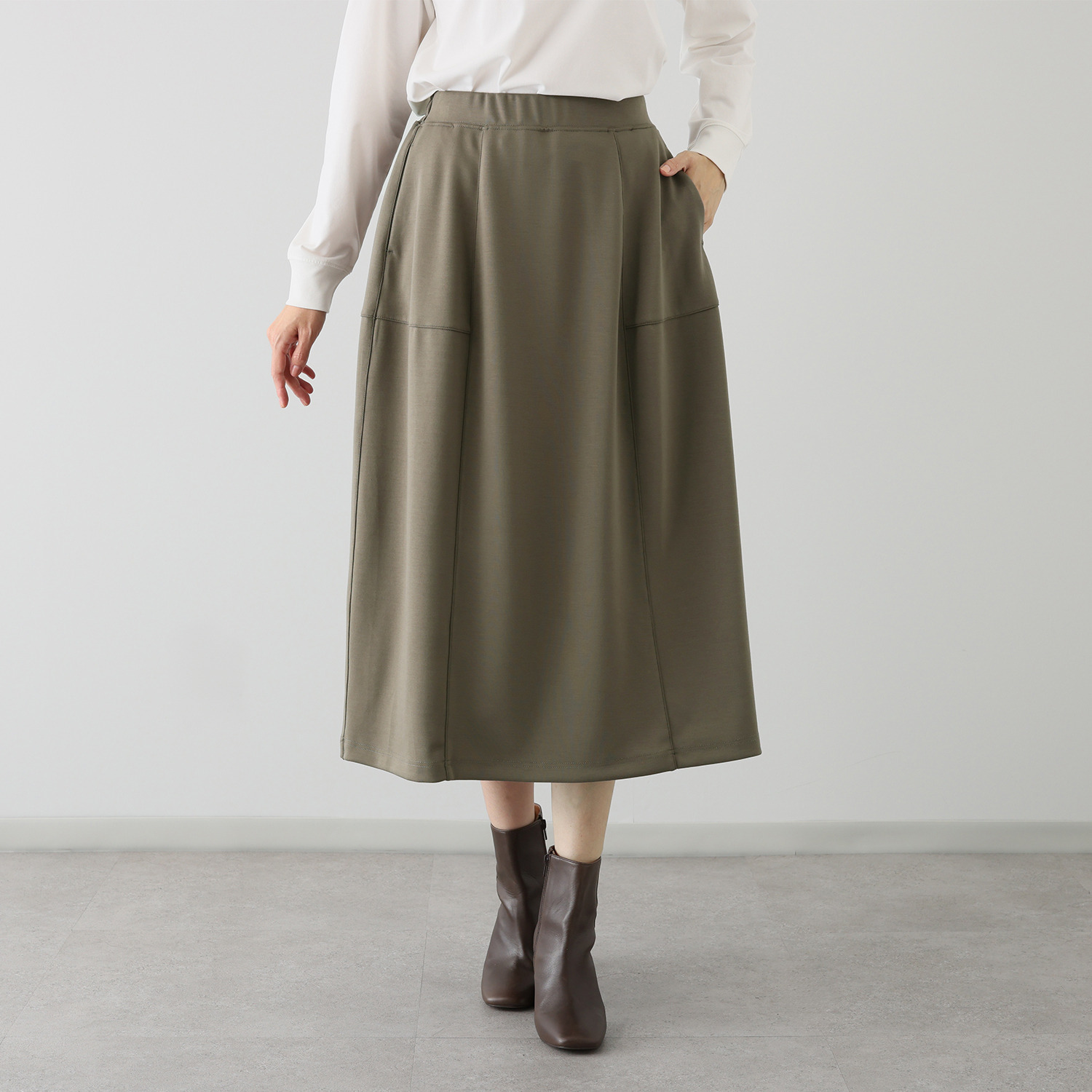 ルクオーレ つるすべ ソフトダンボール コクーンスカート