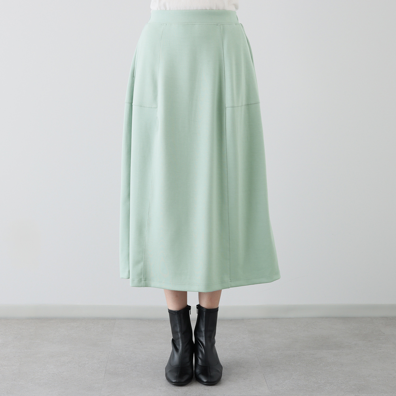 ルクオーレ つるすべ ソフトダンボール コクーンスカート