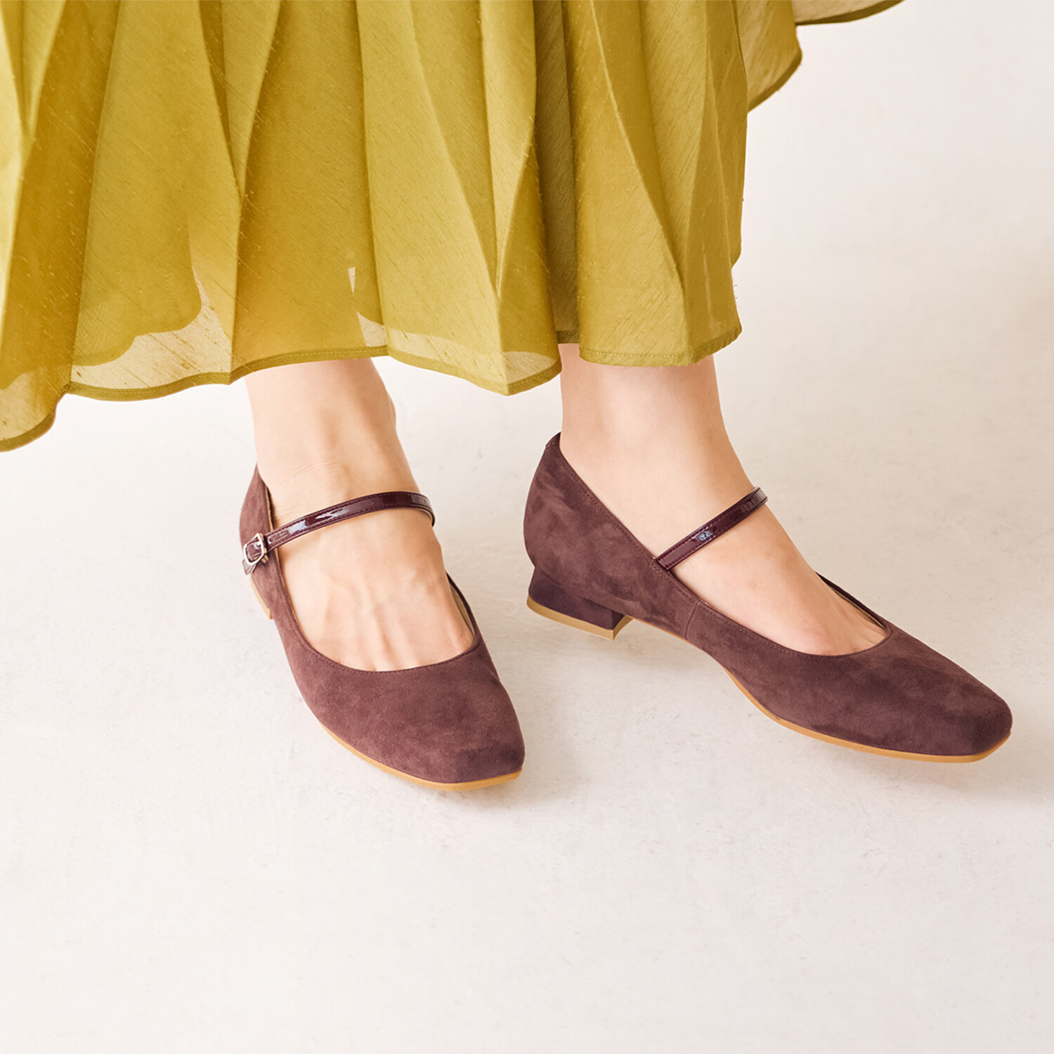 シェルシェエトワール メイドイン東京 はっ水 レザー柔らか仕立て あか抜け２ｃｍヒール メリージェーンパンプス