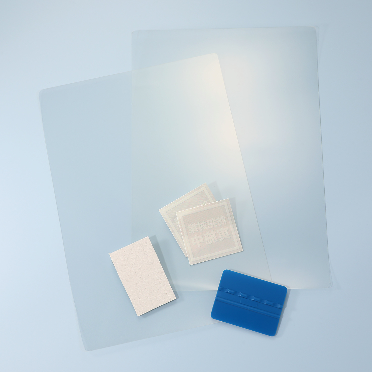 簡単な貼り付けで、 自宅の窓の防犯対策を！ 窓の防犯フィルム マドワレーヌ　２枚セット