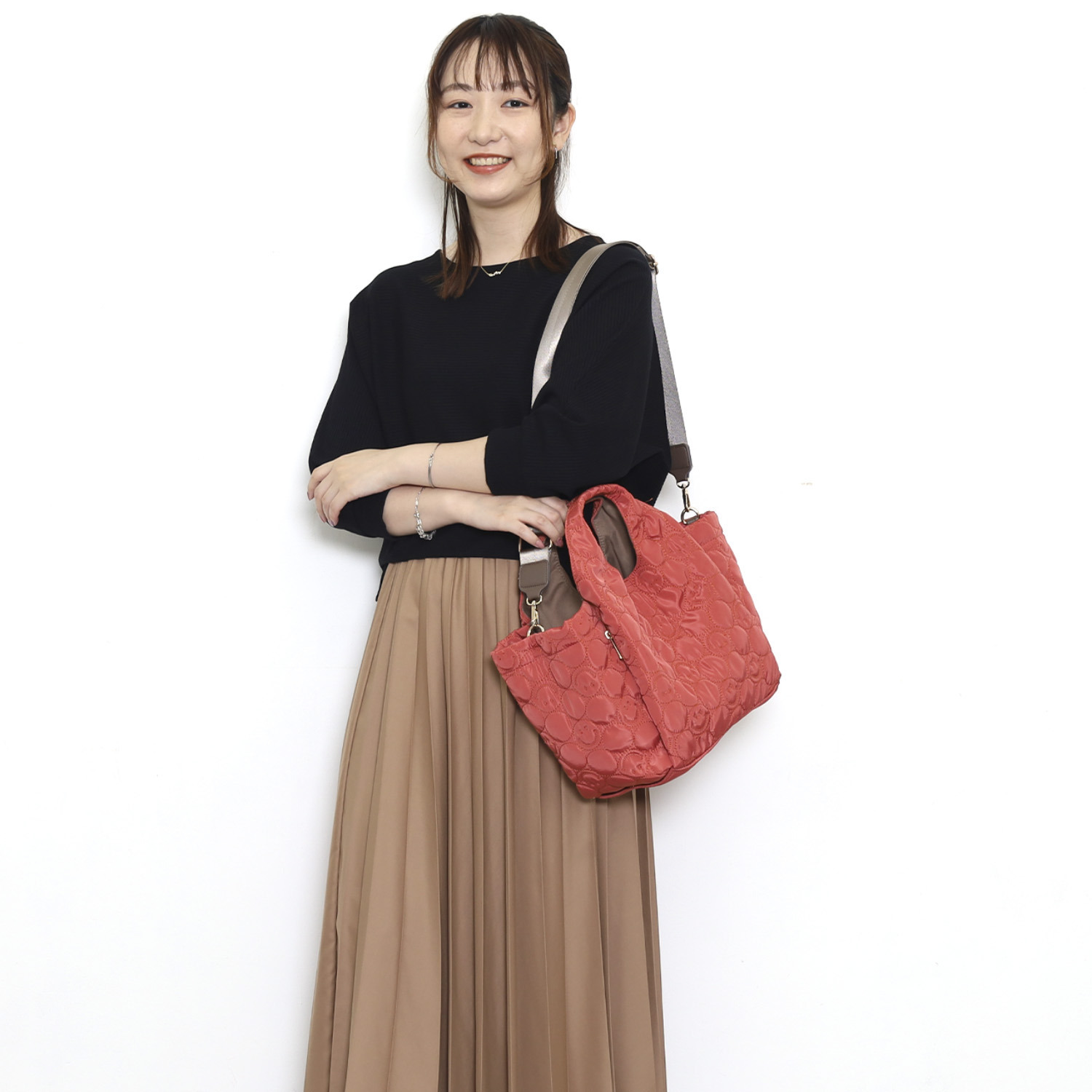 クーコ スマイリーフェイス キルトデザイン 多機能 ２ウェイトートバッグ