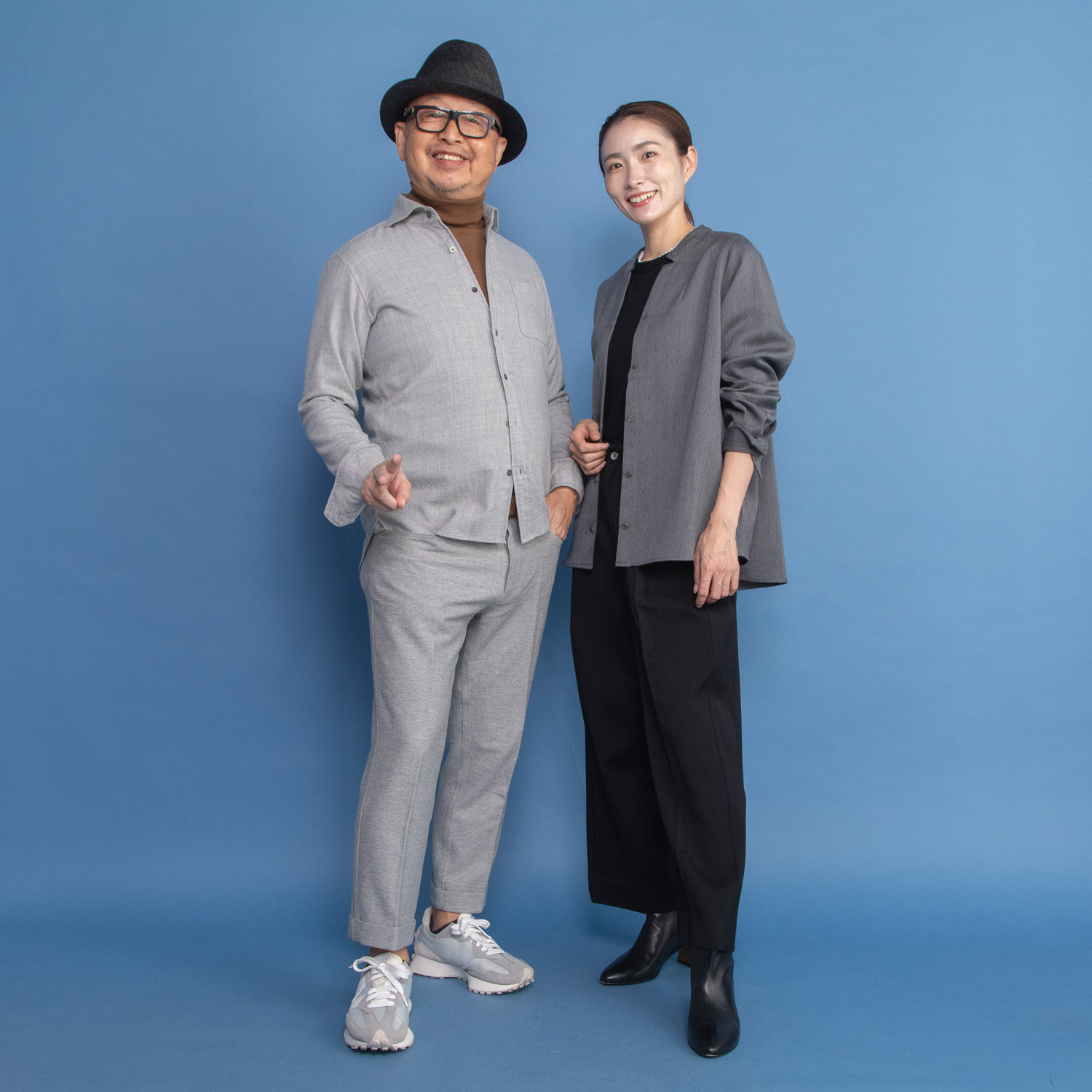 レア　ジェム ウールベネシャンの 優雅なツヤが映える シャツジャケット