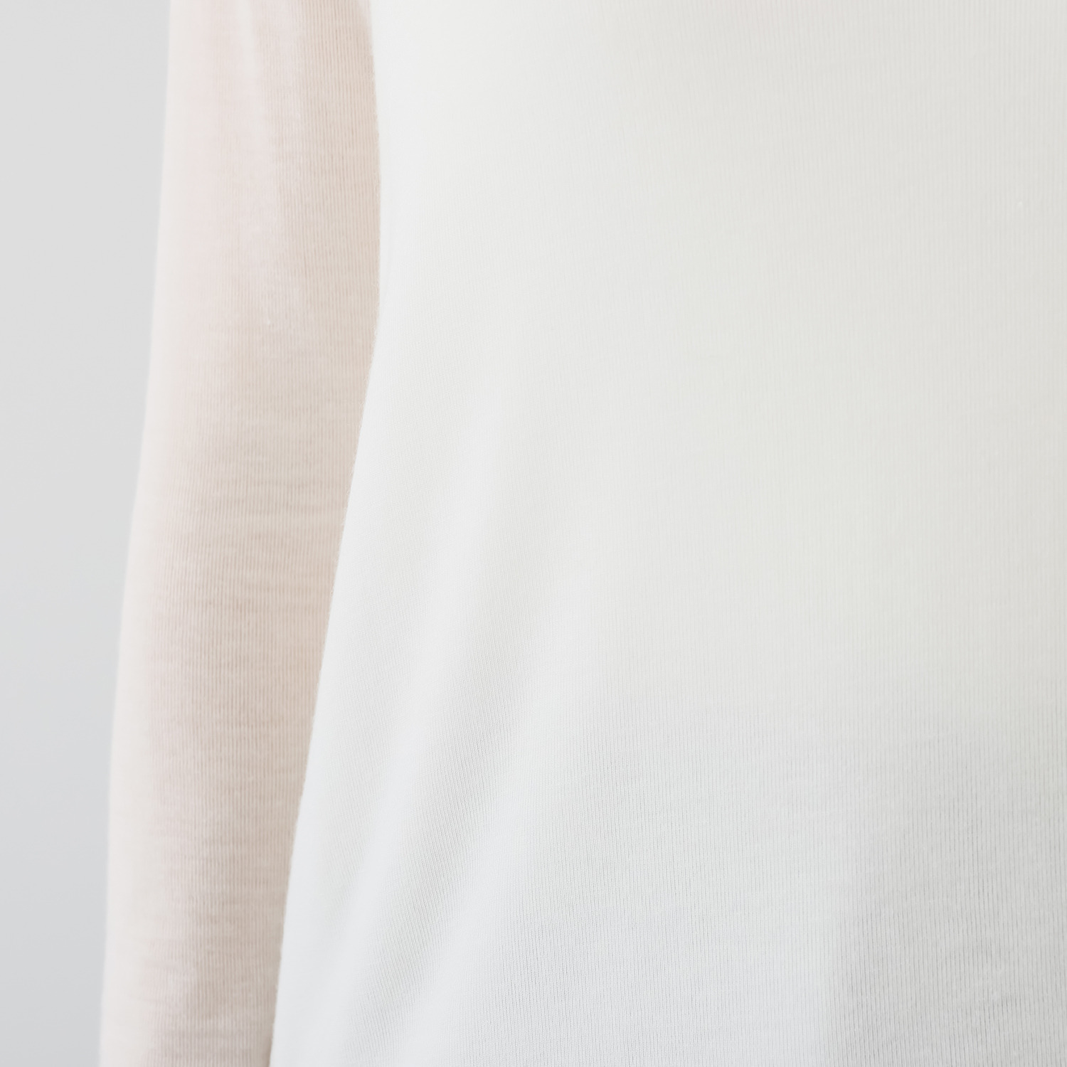 レア　ジェム 極上の肌当たり 大人の上質ジャージー 万能プルオーバー