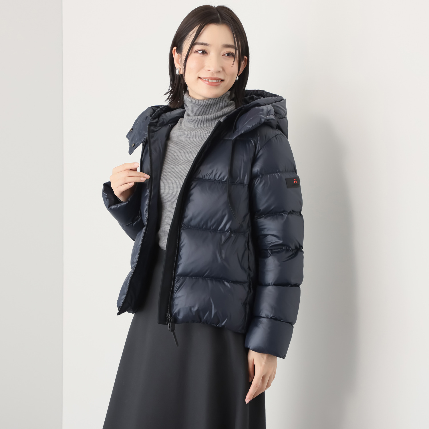 ピューテリー 類を見ない！ ダブルフード ショートダウンジャケット