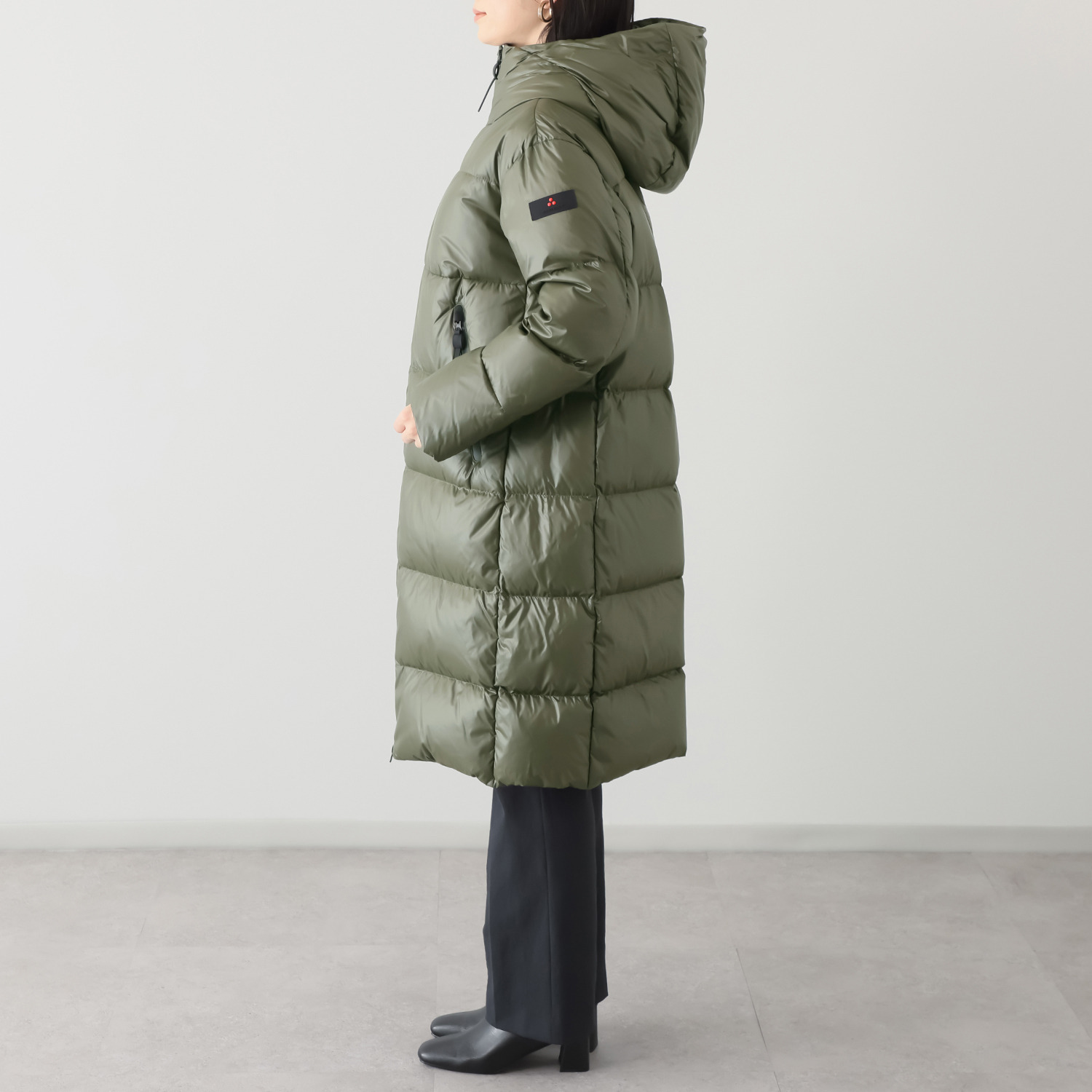 ピューテリー １枚は欲しい！ 使い勝手の良い 上質なゆったり ロングダウンコート