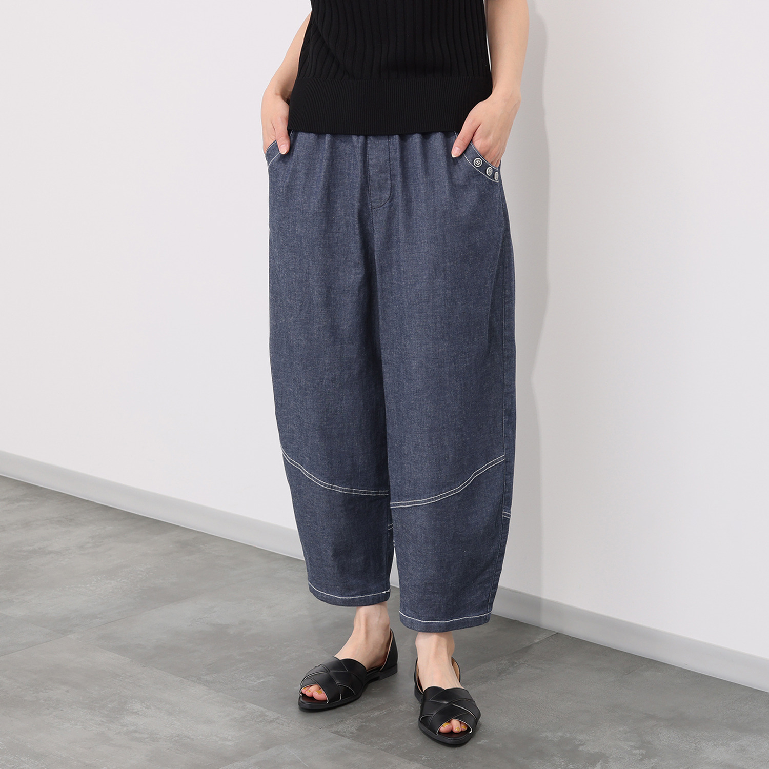 ラ・シュシュ さらさらストレッチデニム ふんわりコクーンパンツ