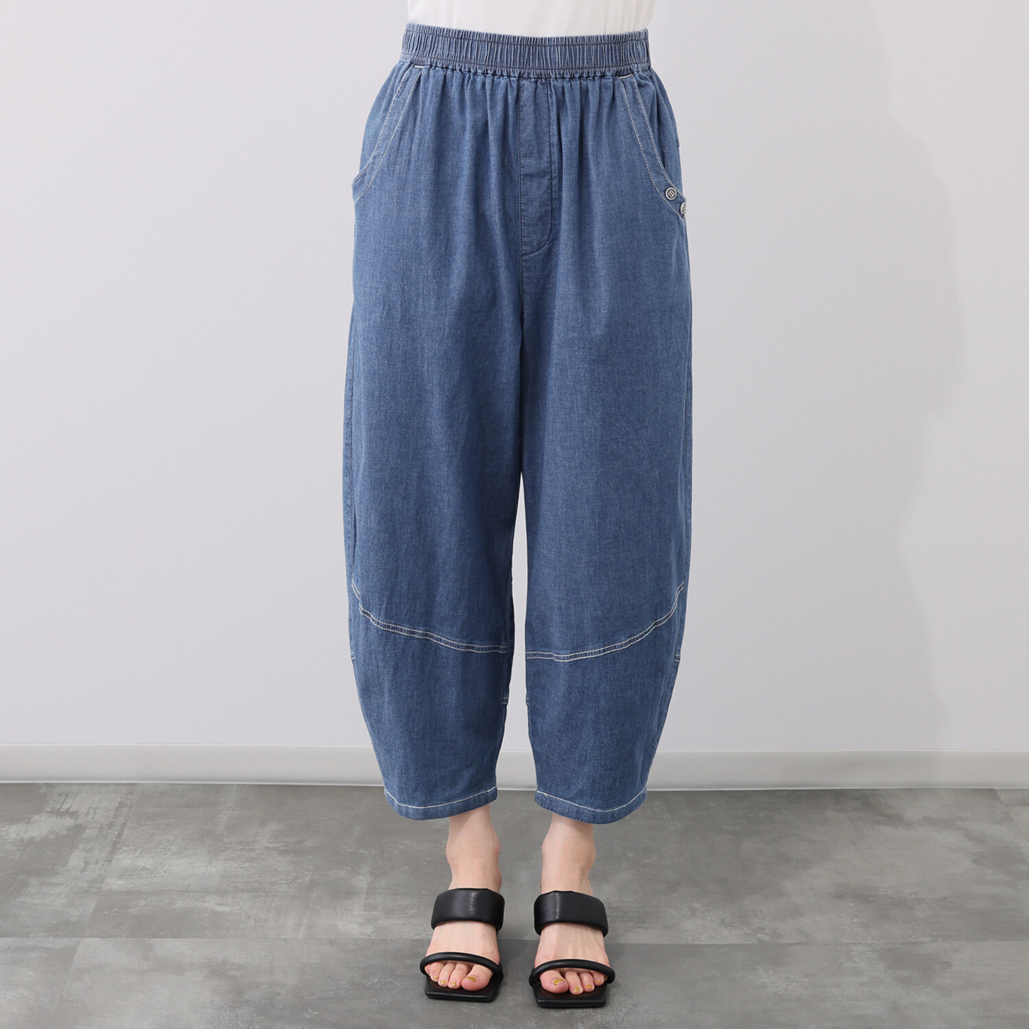 ラ・シュシュ さらさらストレッチデニム ふんわりコクーンパンツ