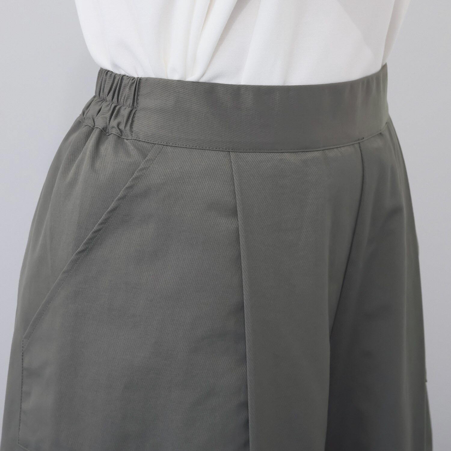 コモエリークローゼット ビッグタック コクーンシルエットパンツ