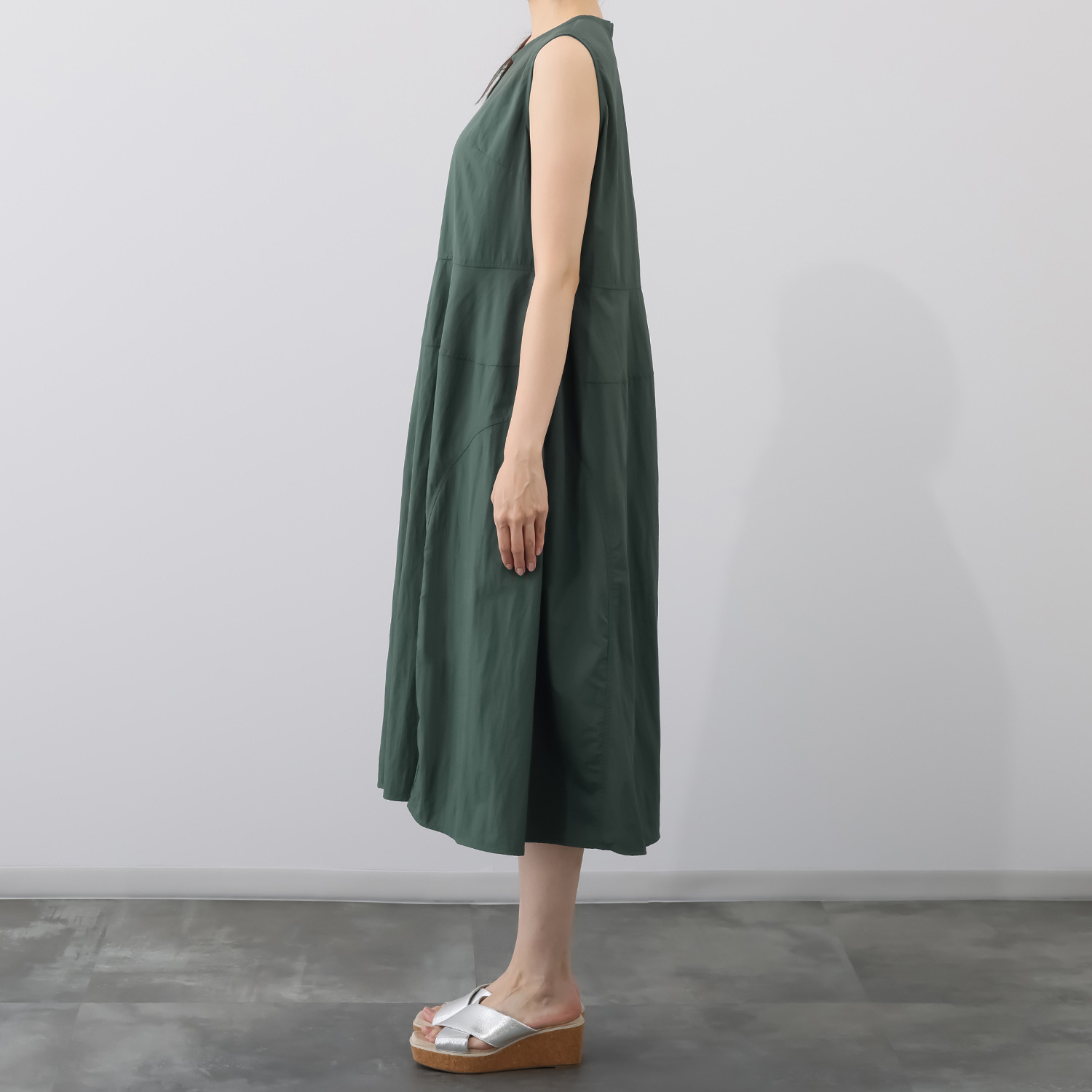 コモエリークローゼット 接触冷感 ランダムボリューム ワンピース