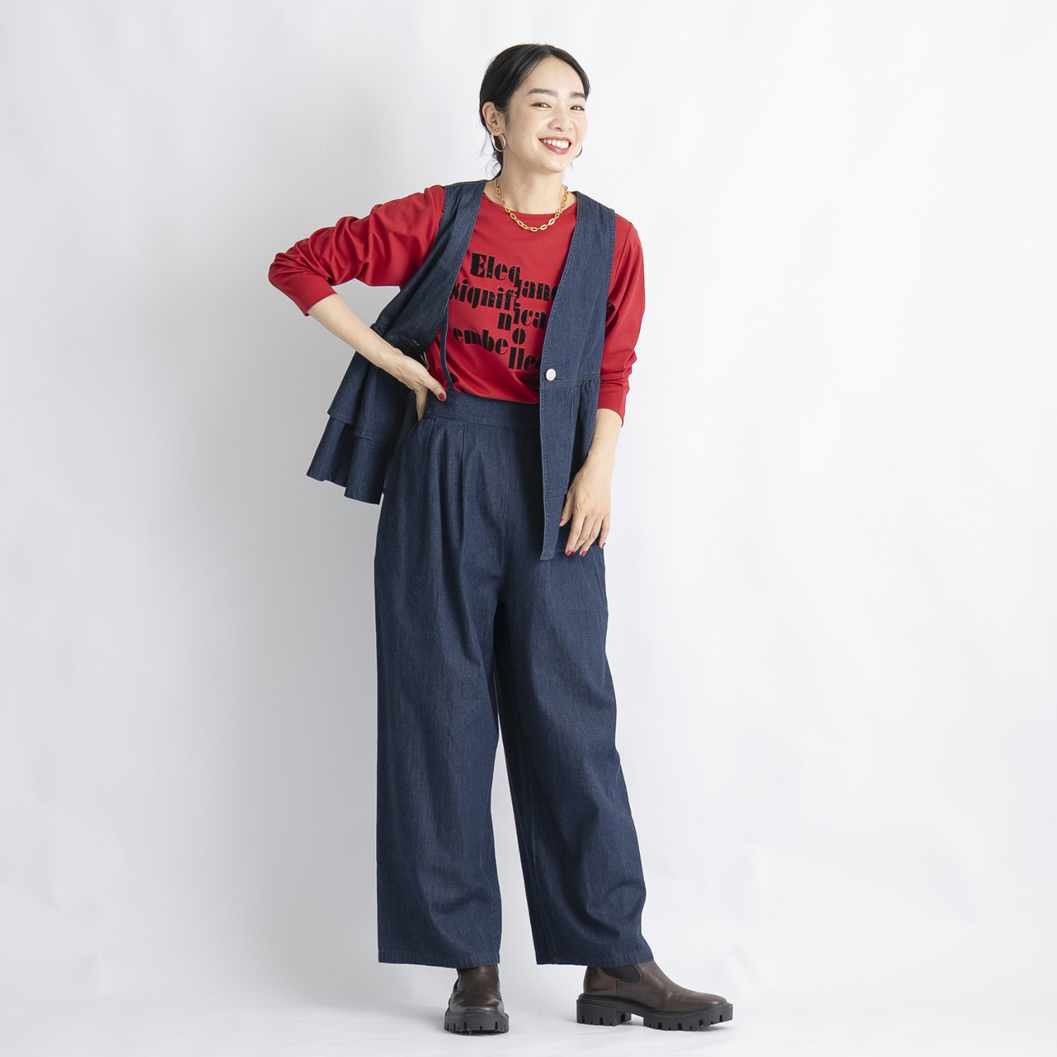 オン　ザ　エッジ サラッと肌心地抜群 フロッキー＆ラインテープ さりげなおしゃれ 長袖ロゴプルオーバー