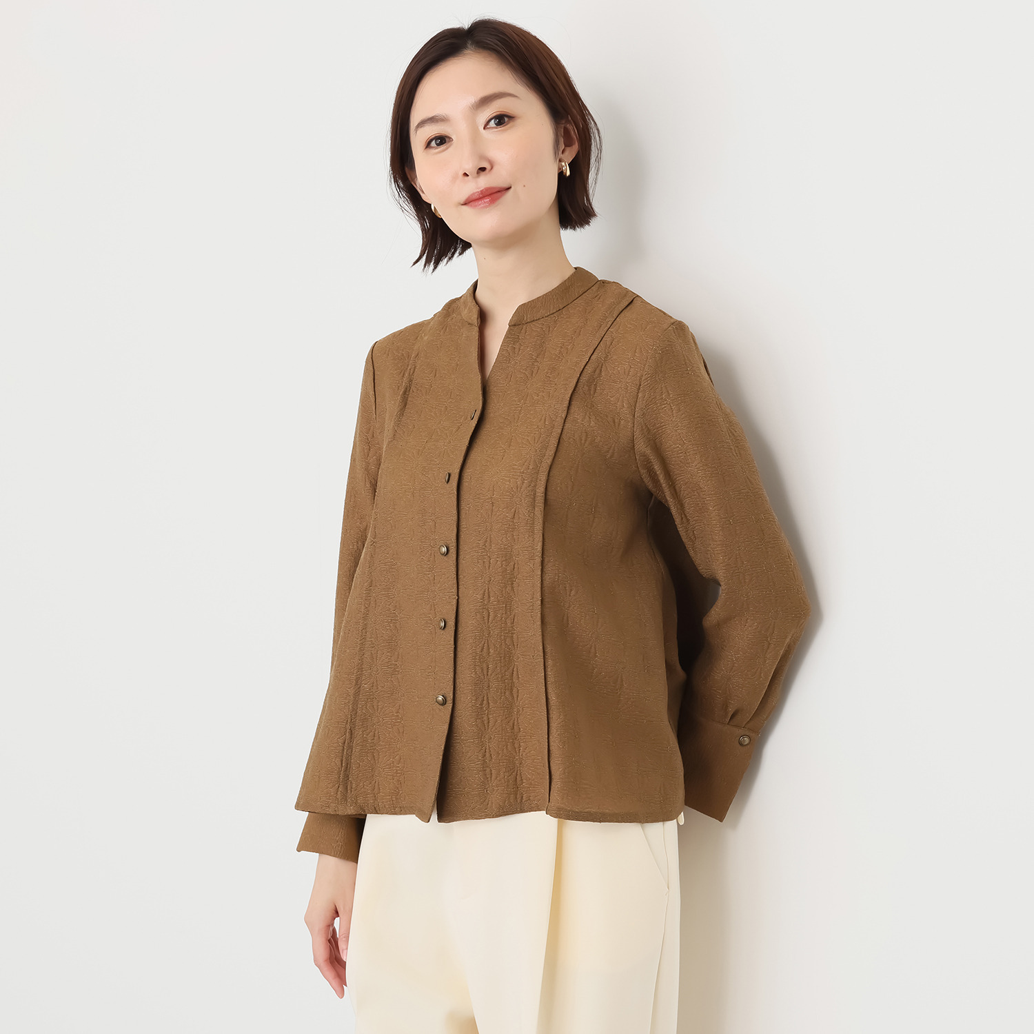 キリ　エ　キリ フラワージャガード ブラウスジャケット