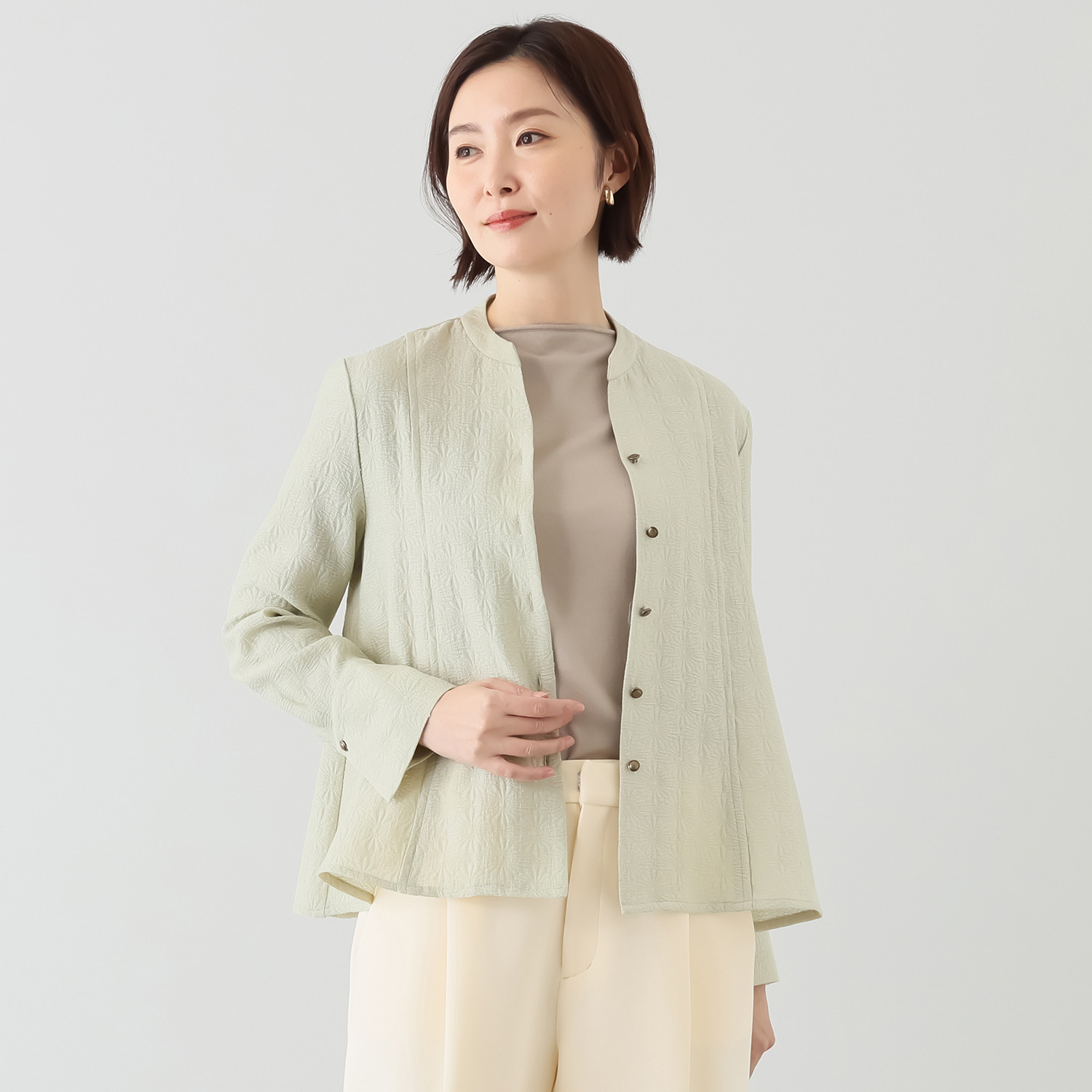 キリ　エ　キリ フラワージャガード ブラウスジャケット