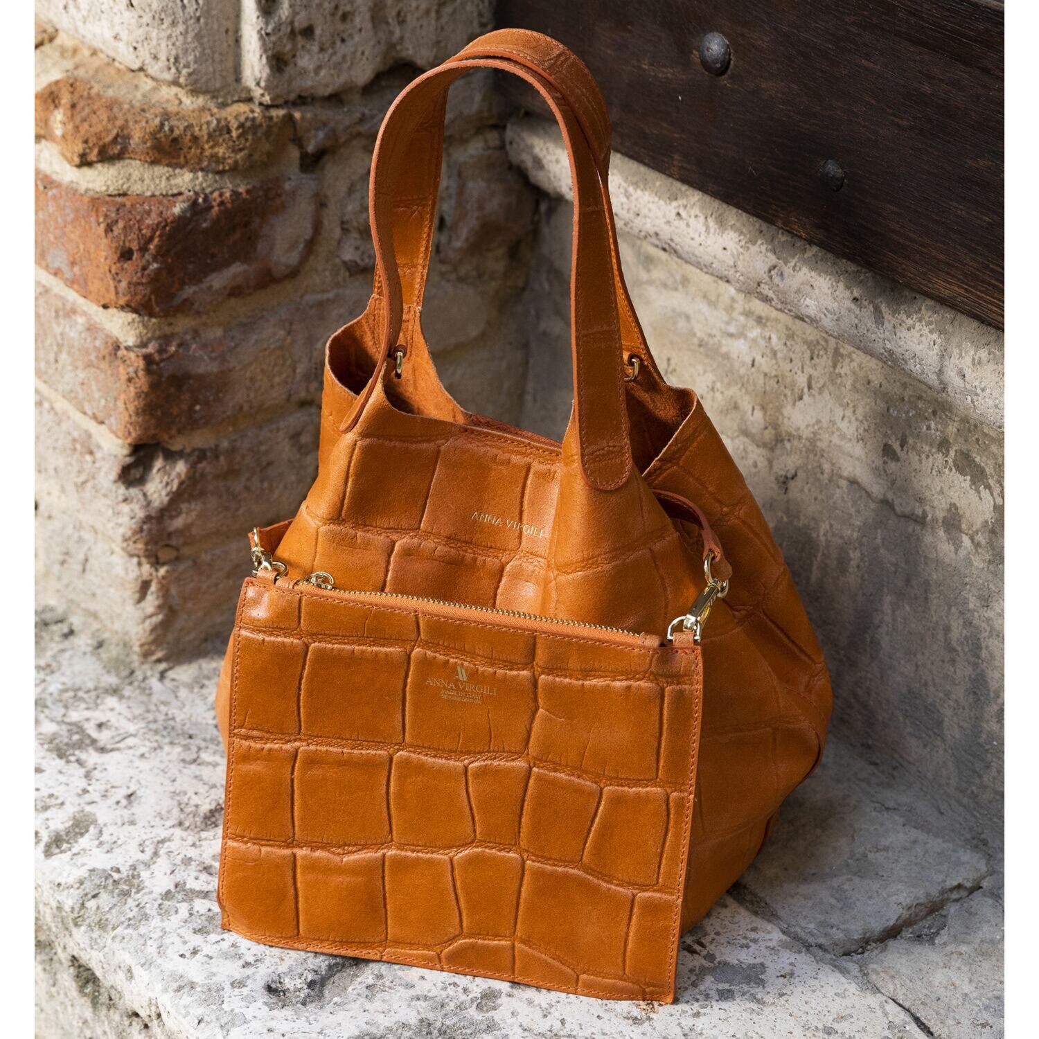 アンナヴィルジリ ＜イタリア製＞ カーフスエード クロコダイル型押し ミニバッグ付トートバッグ “ＦＲＡＮＣＡ”