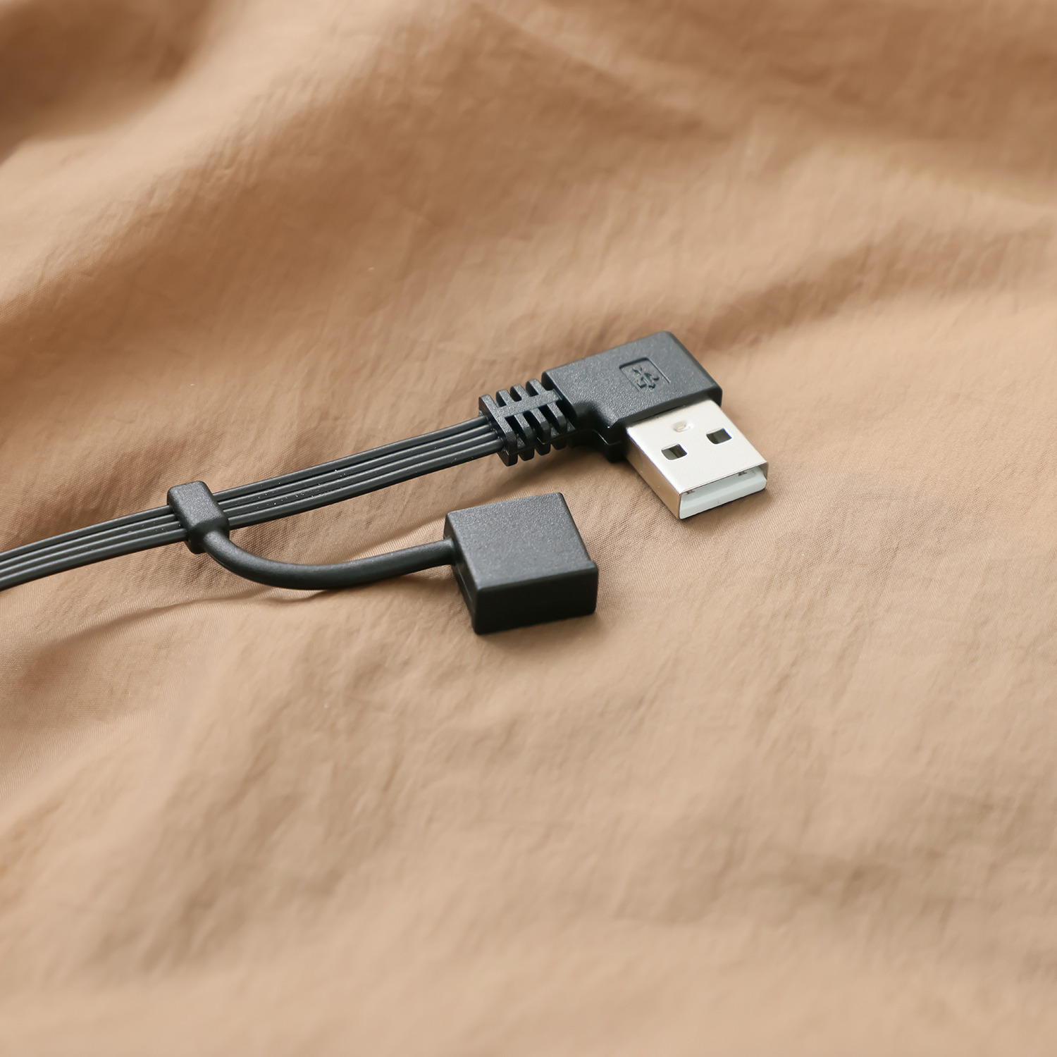 モリリン 羽毛入りヒーターベスト モバイルバッテリーセット