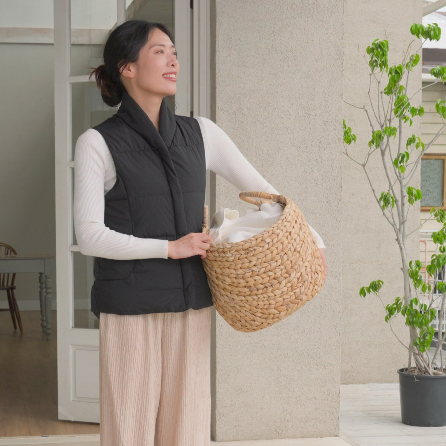 モリリン 羽毛入りヒーターベスト モバイルバッテリーセット