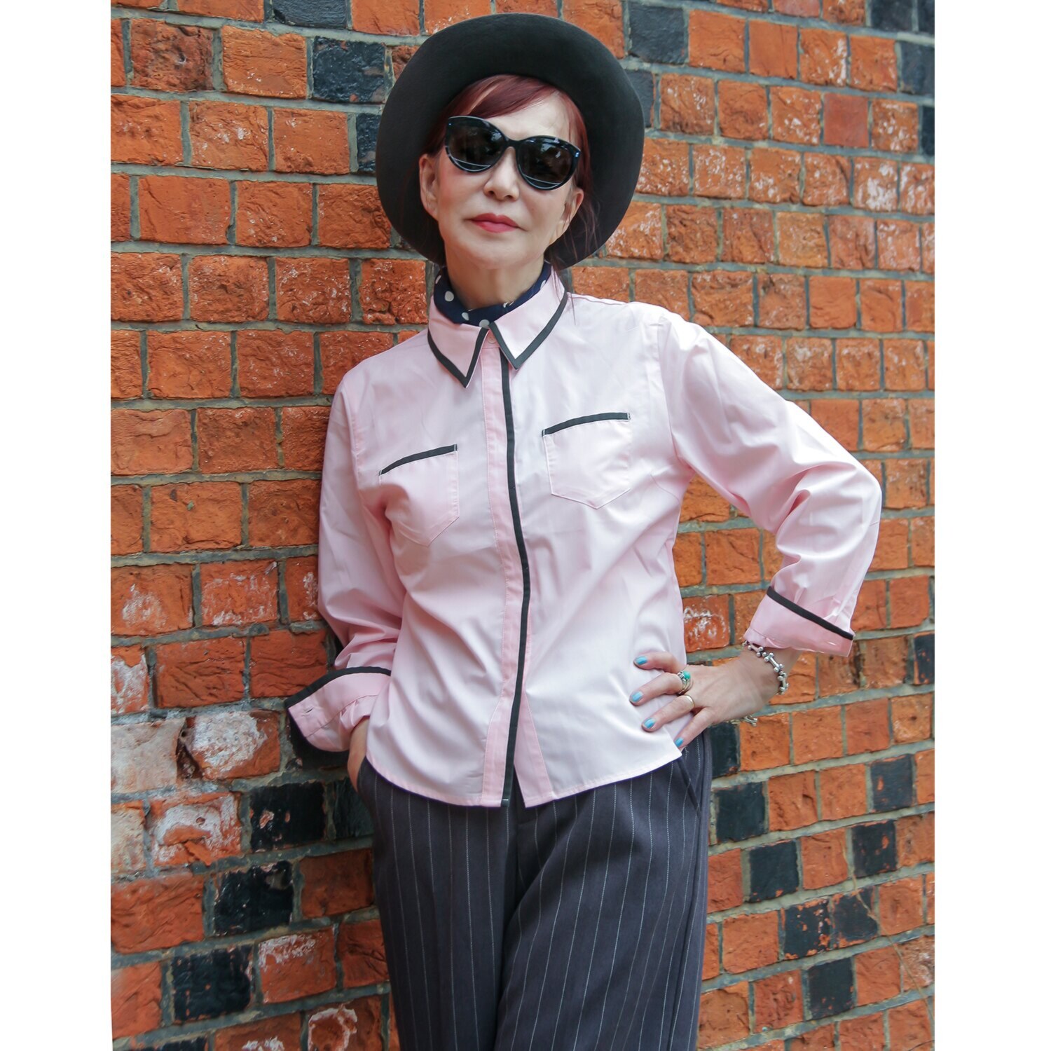 エムジェイアール　バイ マチコ　ジント　ロンドン 配色アクセント 比翼仕立てシャツ