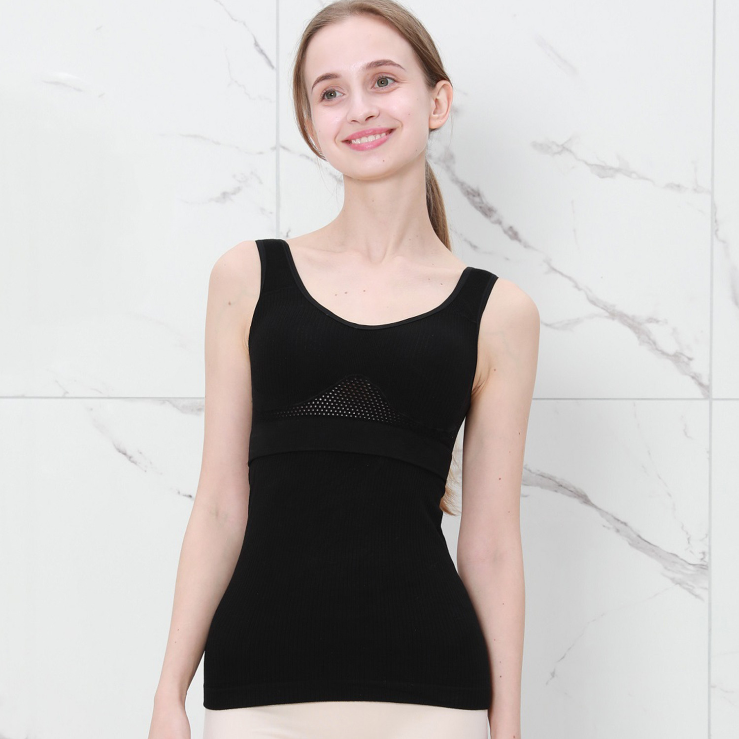 女の欲望 超ラクなのに超アガる！ レーヨン高混率 しっとりさらさら 神の手ブラタンクトップ ２枚組