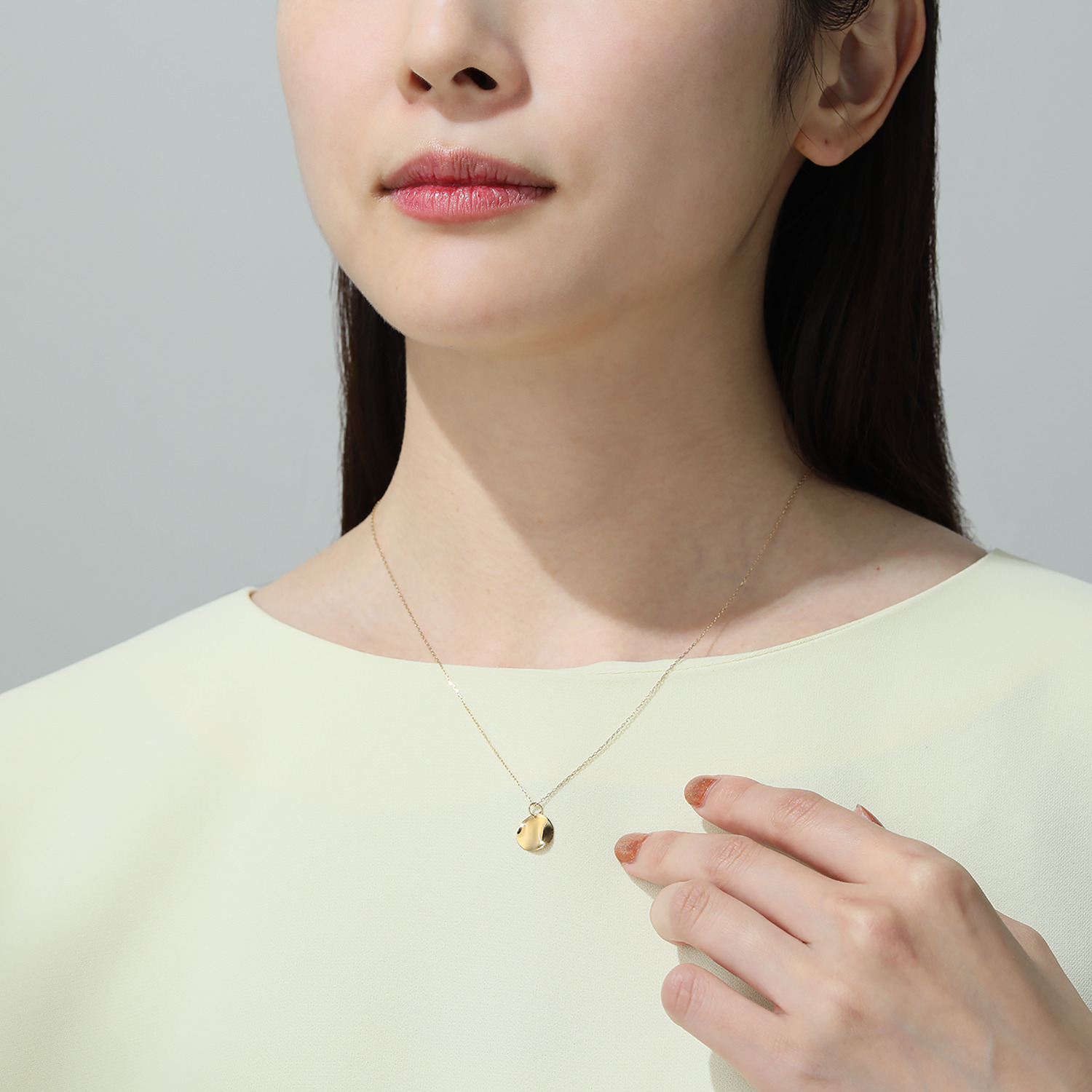 エムイー・ブリランテ １８Ｋ チャーム ペンダントトップ