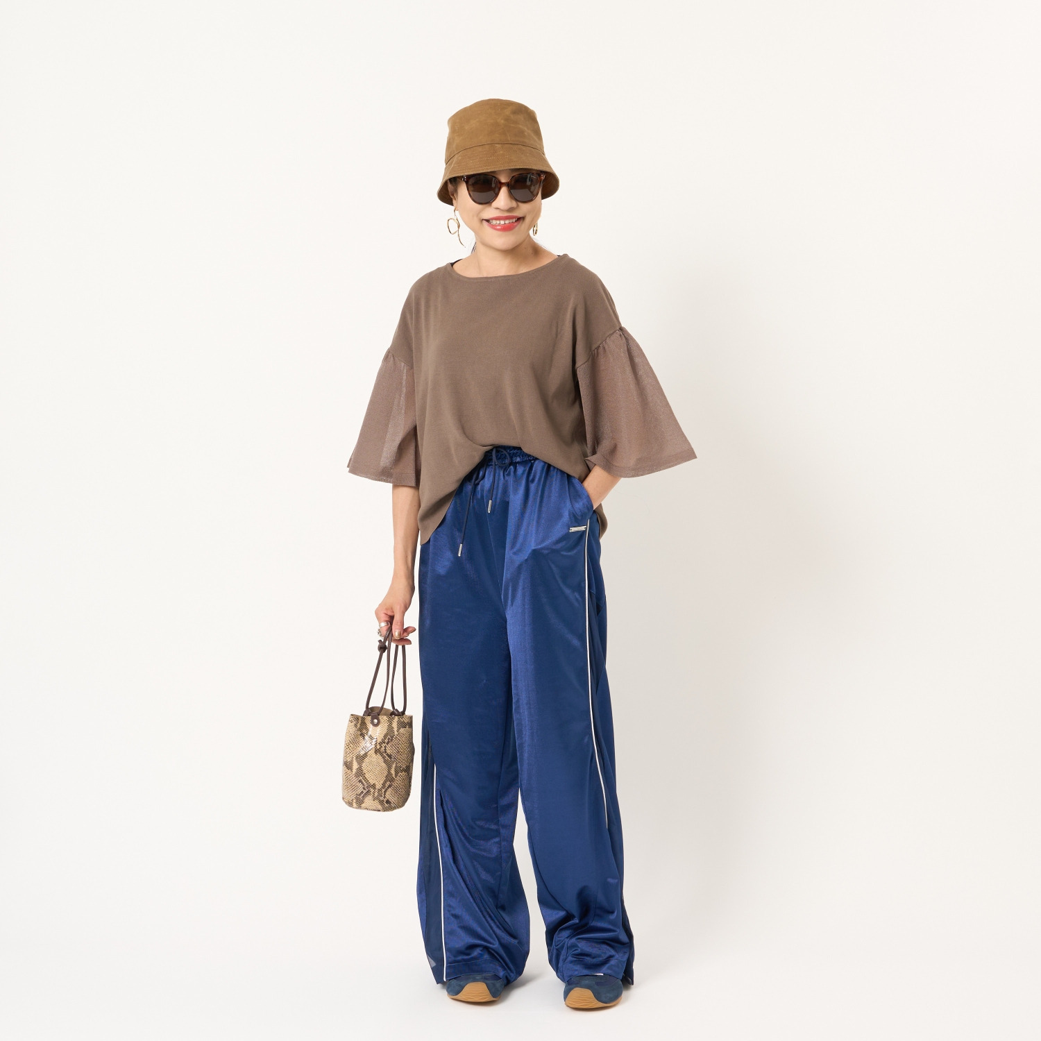 ミューリエ ゆるっと上品で おしゃれ見え 袖シアー ニットプルオーバー