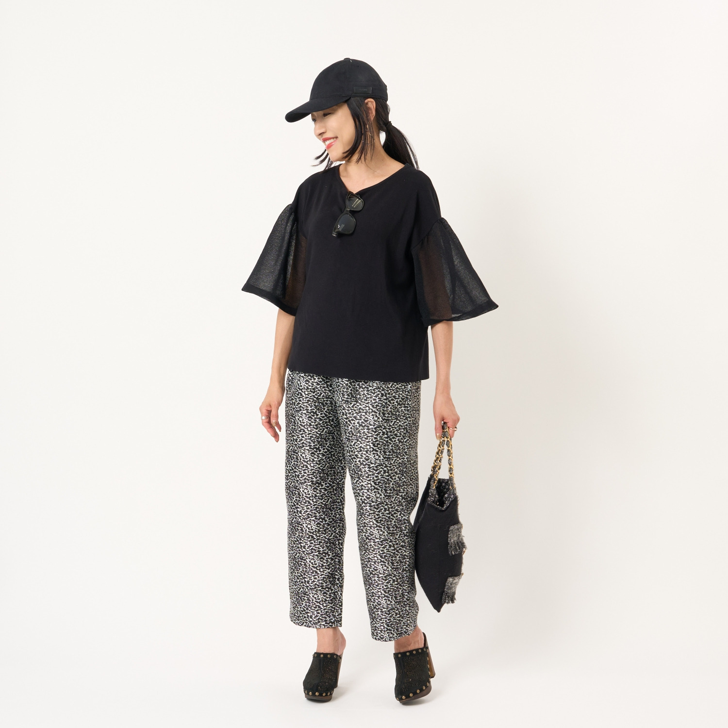 ミューリエ ゆるっと上品で おしゃれ見え 袖シアー ニットプルオーバー