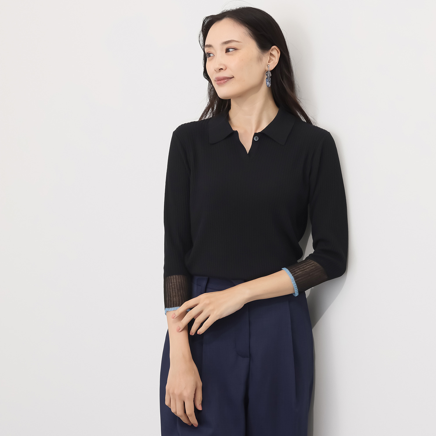 ミューリエ “女っポロ”で スマートきれい 袖口コンビ ポロシャツ風 ニットプルオーバー