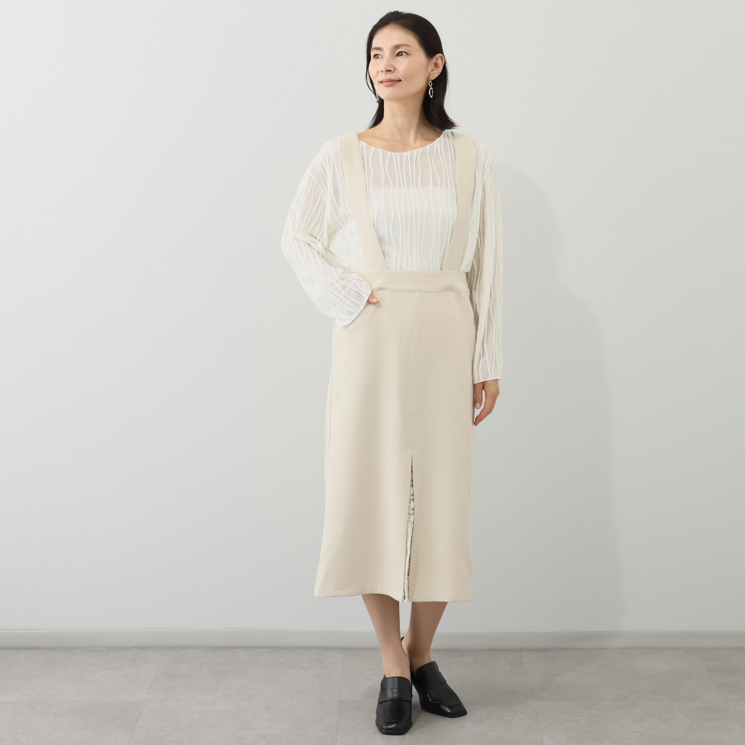 ミューリエ エレガントに スタイルアップ サロペット風 スカート