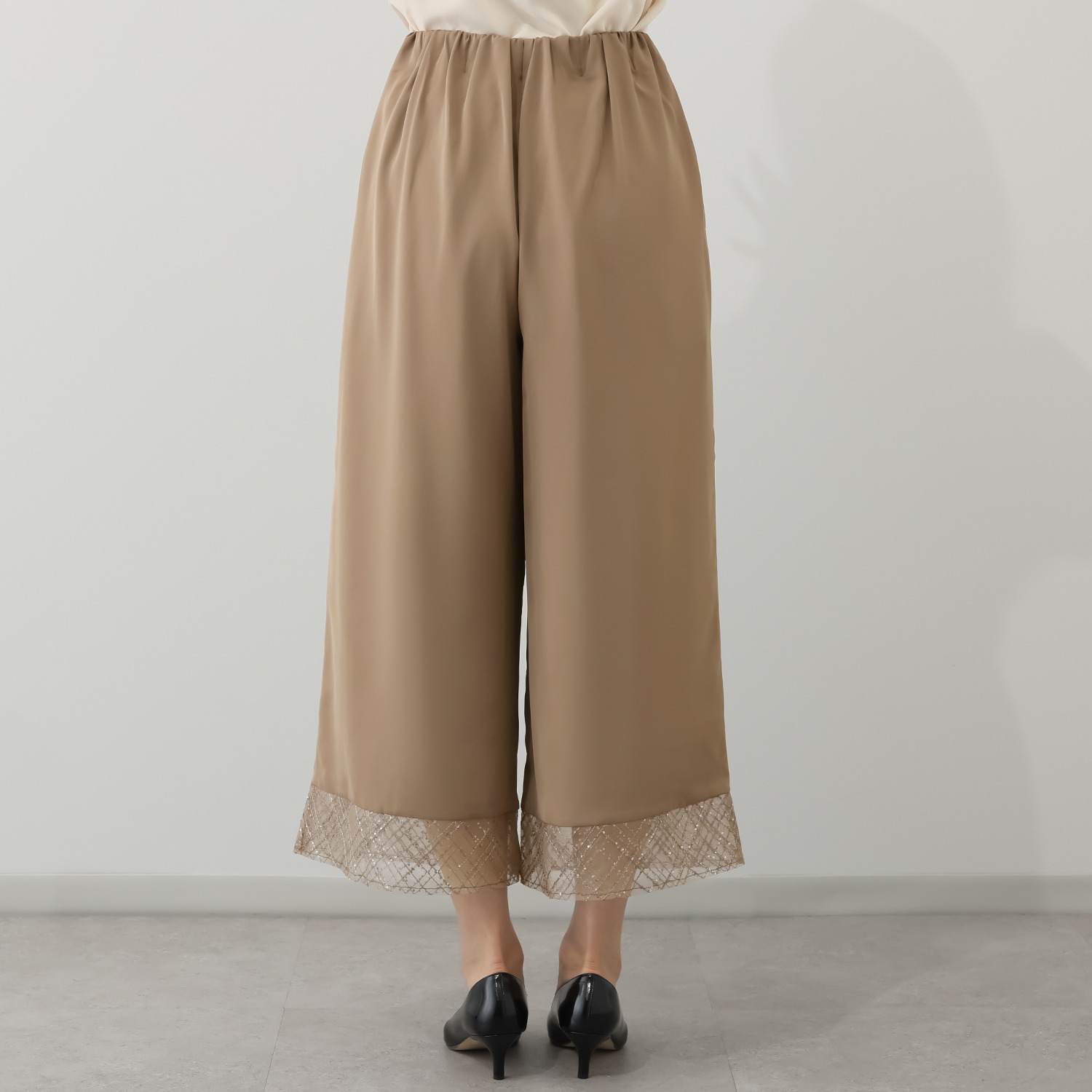 ミューリエ 煌めきと優雅なヌケ感 チュールコンビパンツ