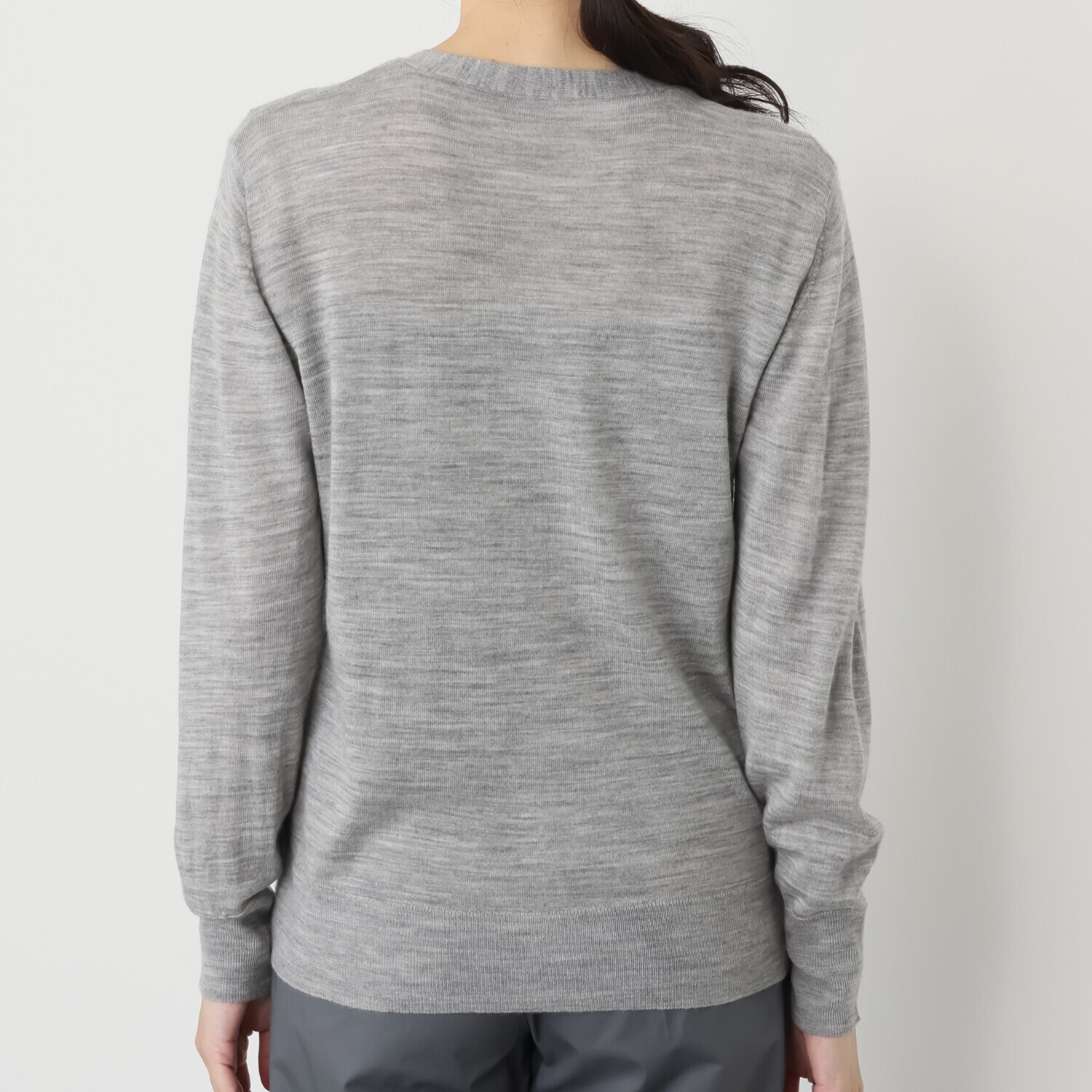 ソアージュ ウール１００％ ハイゲージ Ｖネックカーディガン