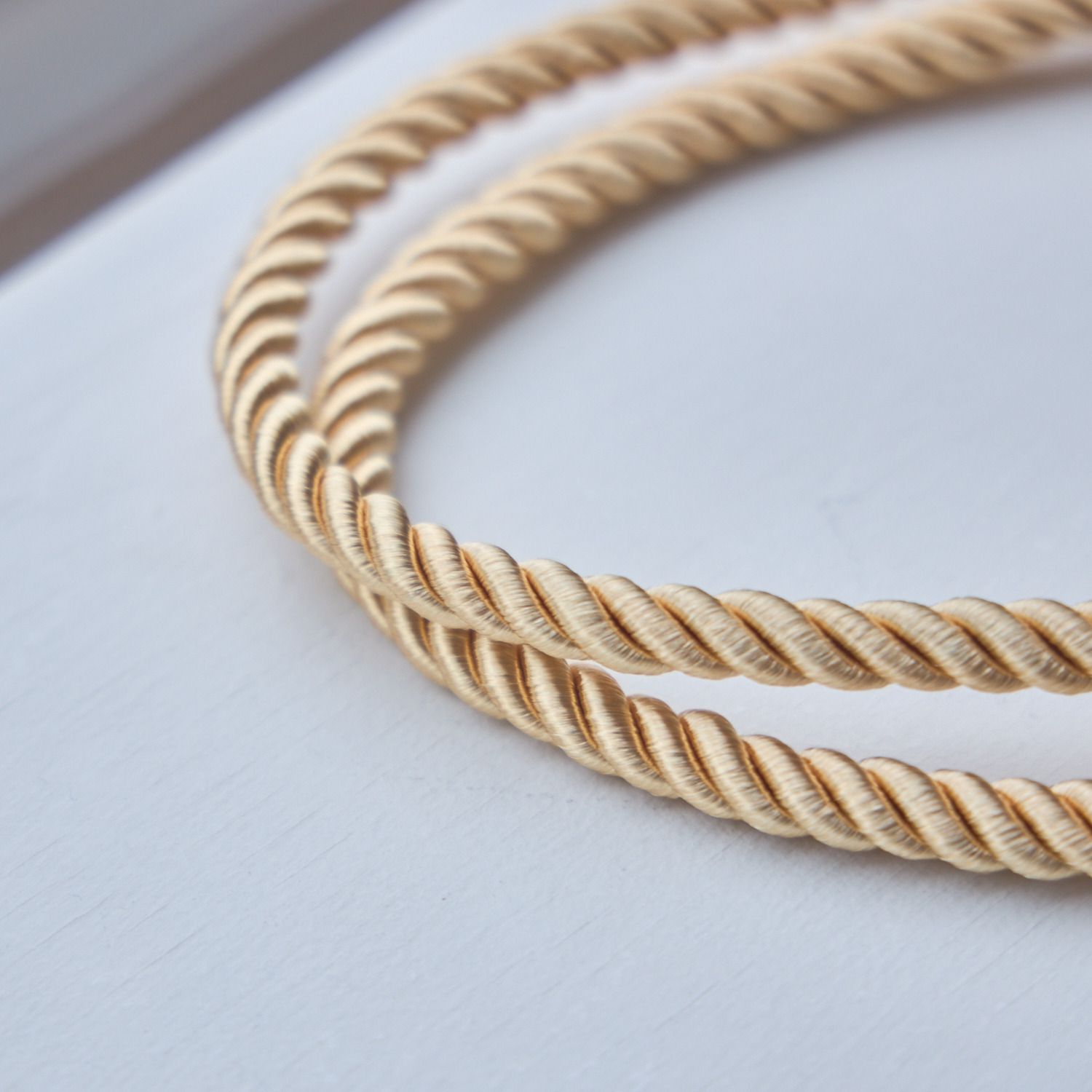 ドルチェドンナ シャイニーレースバッグ 大小２個セット