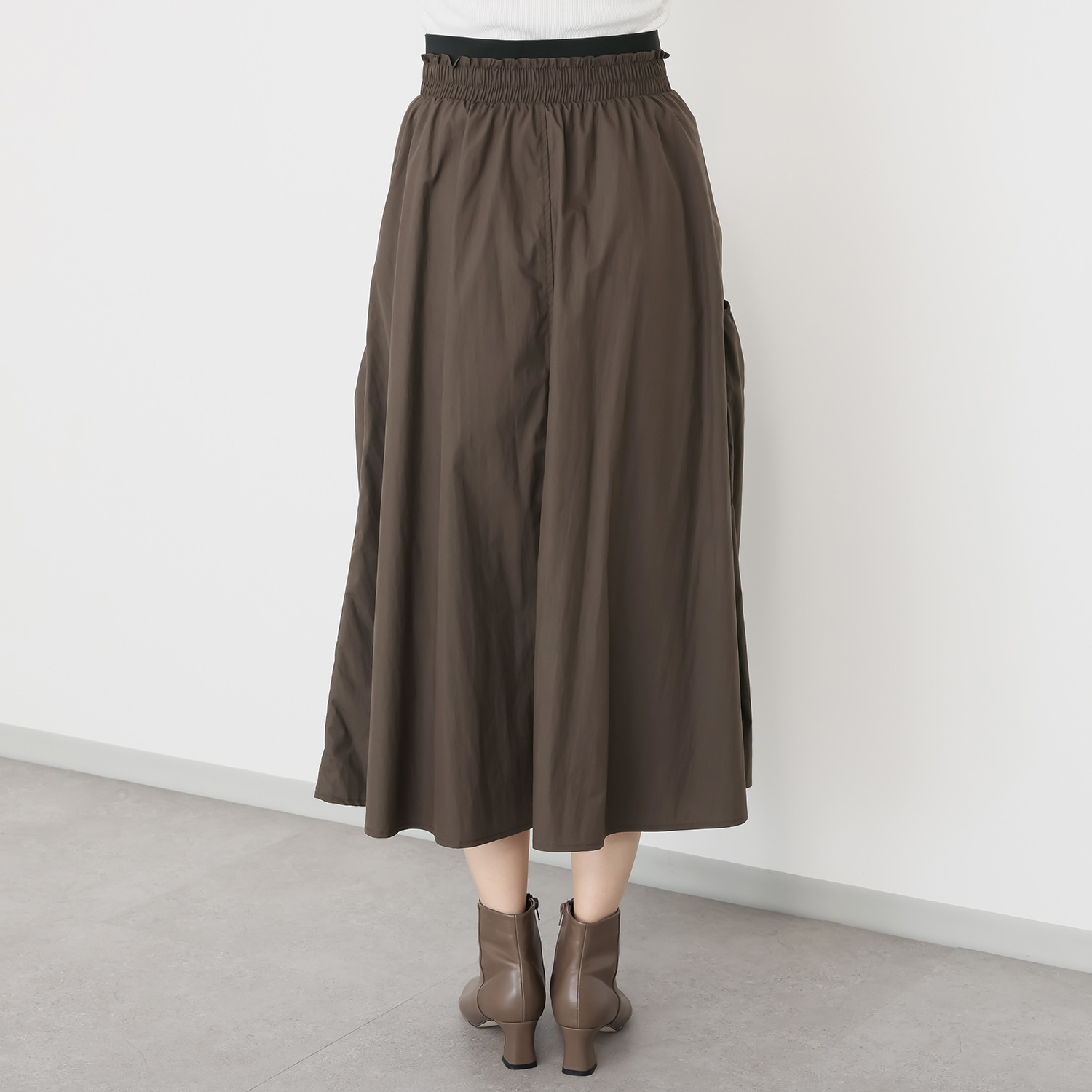 オ・ラバン ギャザーたっぷり すっきり細見え イージーエレガンス シルエットスカート