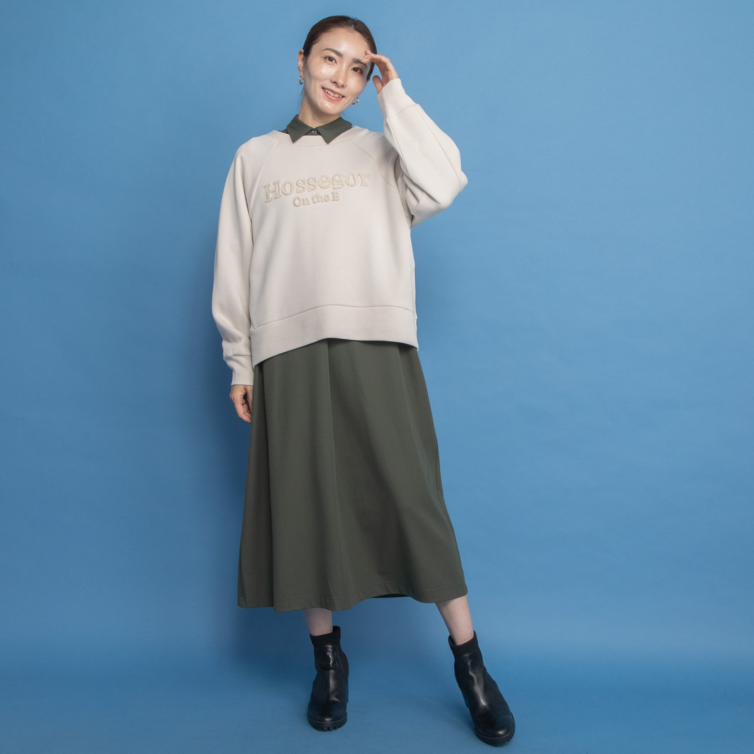 オンザビーバイサマーミー 上品に装う ループステッチ刺しゅう デザインプルオーバー