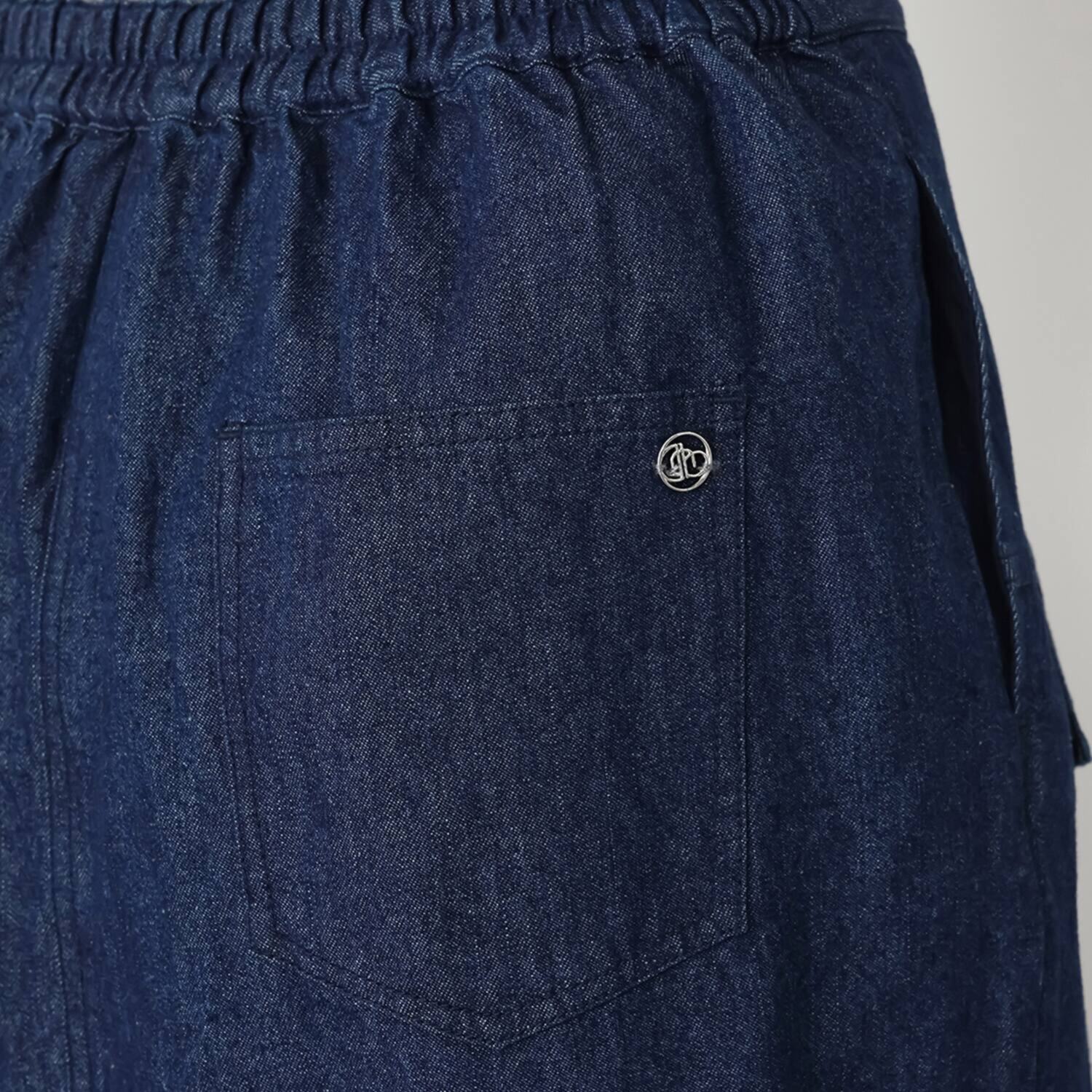 オンザビーバイサマーミー カジュアルをシックに装う Ｉライン デザインロングスカート