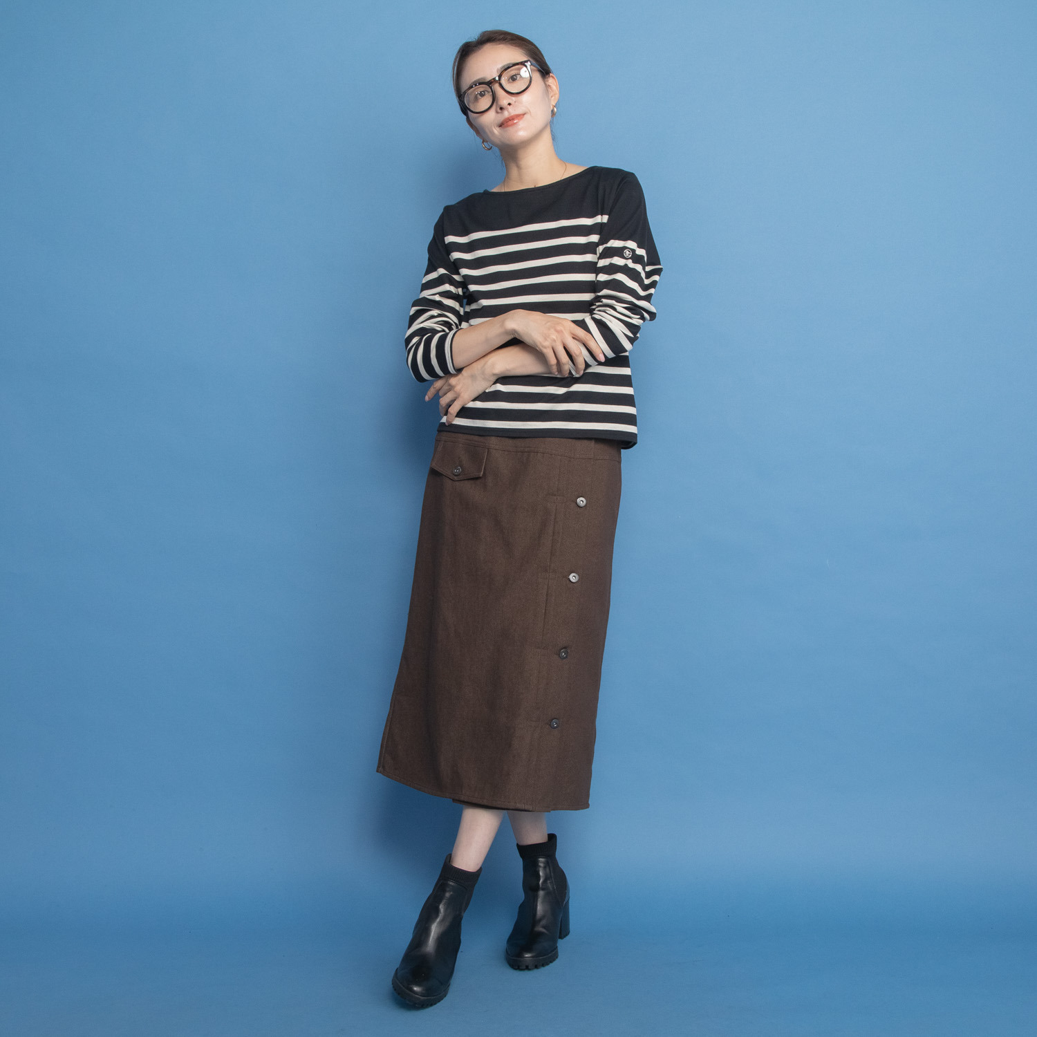 オンザビーバイサマーミー カジュアルをシックに装う Ｉライン デザインロングスカート