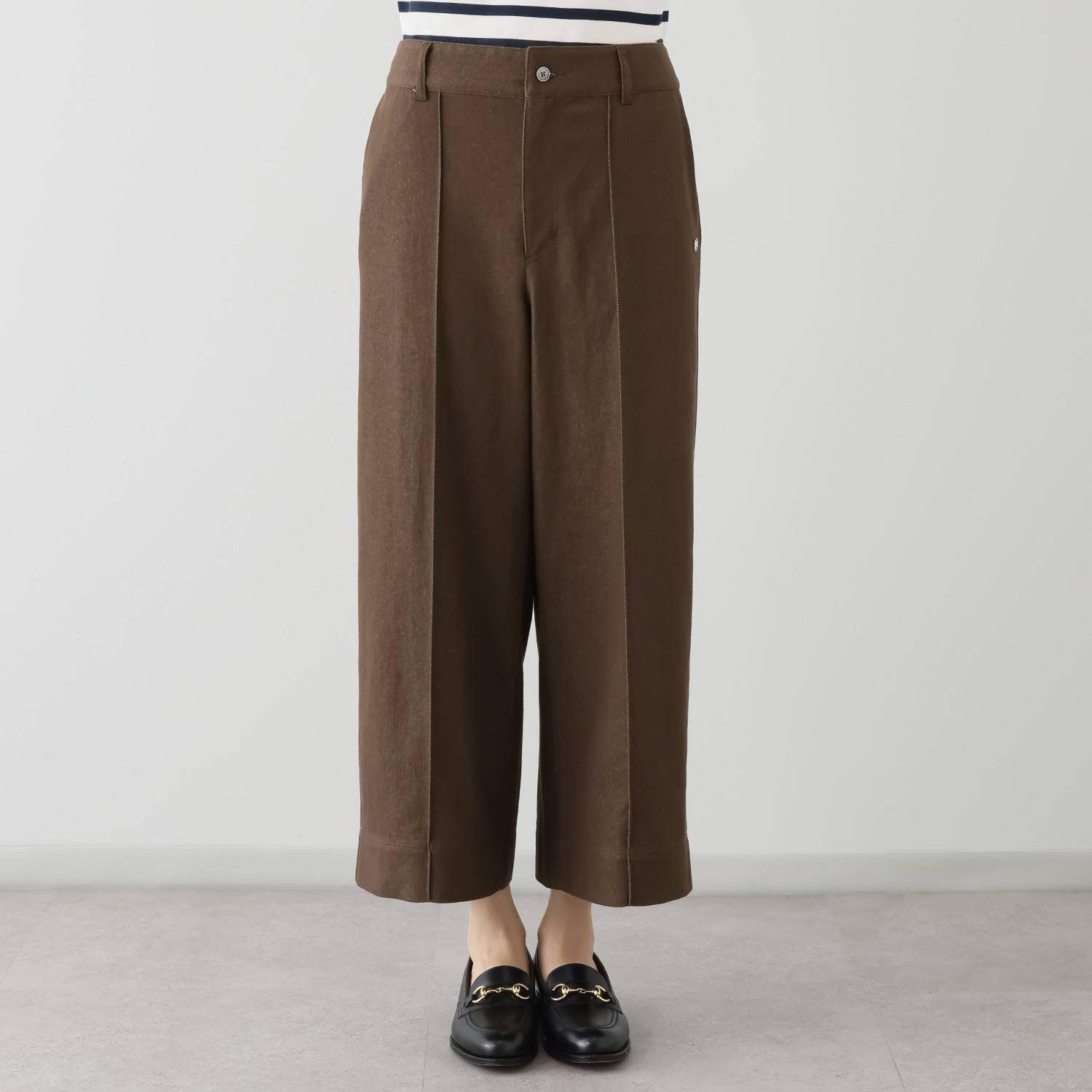 オンザビーバイサマーミー スタイルアップ＆カバー ハンサムに装う 大人のカジュアルパンツ