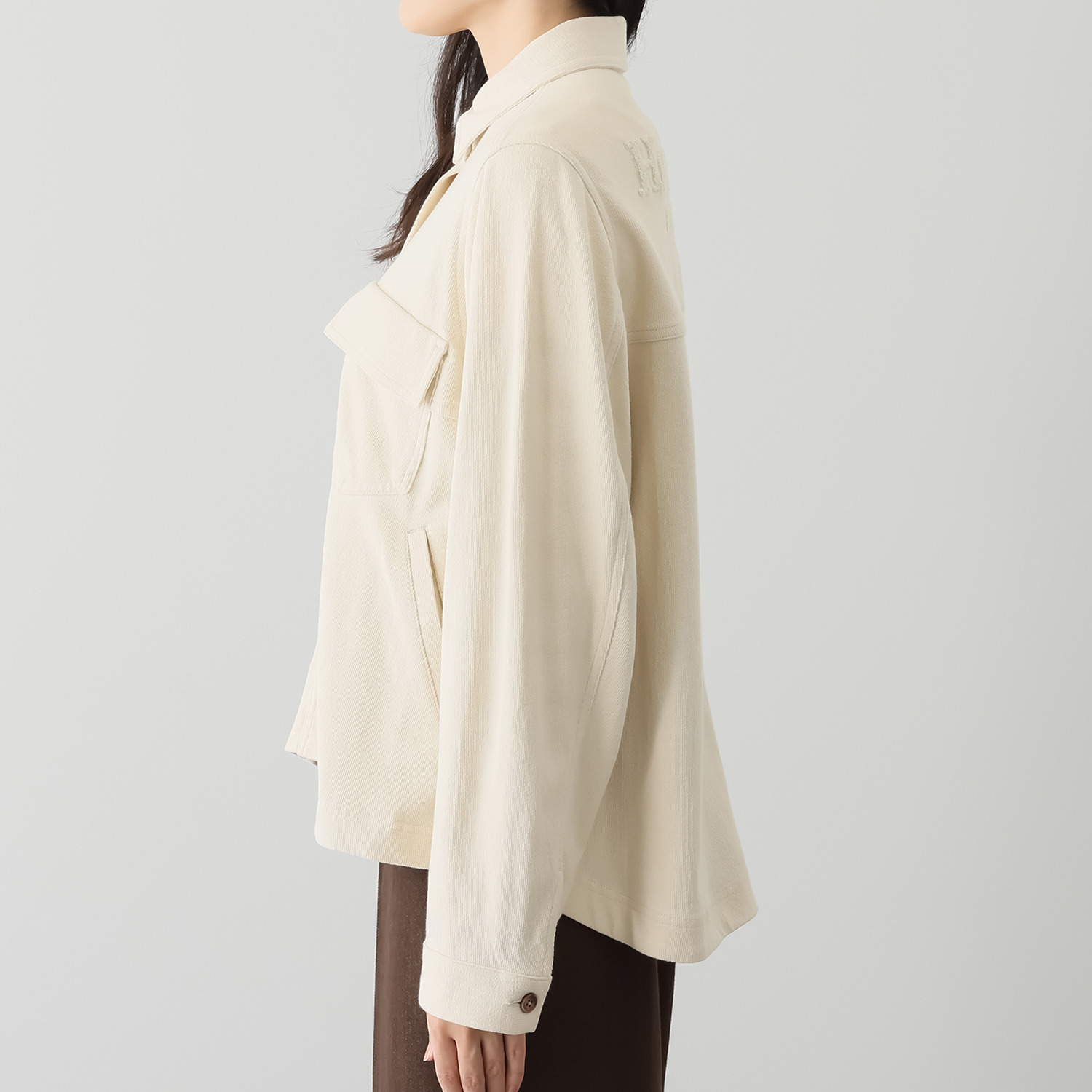 オンザビーバイサマーミー 気楽におしゃれに羽織る サガラ刺しゅう デザインブルゾン