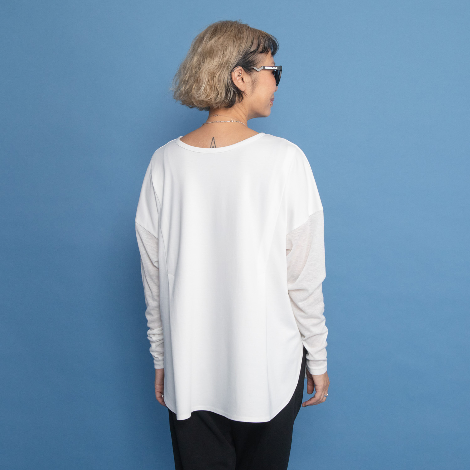 ヨーコモリモト ２ウェイデザインと 異素材でモードに装う プルオーバー