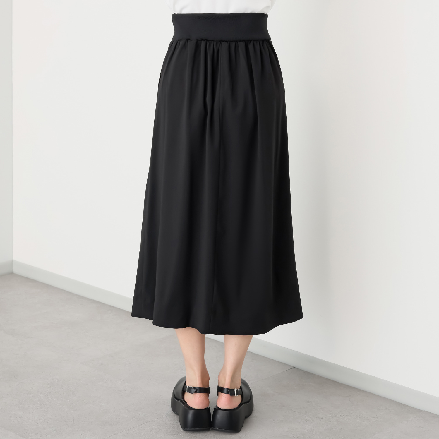 ヨーコモリモト Ｉラインでスタイルアップ アシンメトリーデザイン ロングスカート