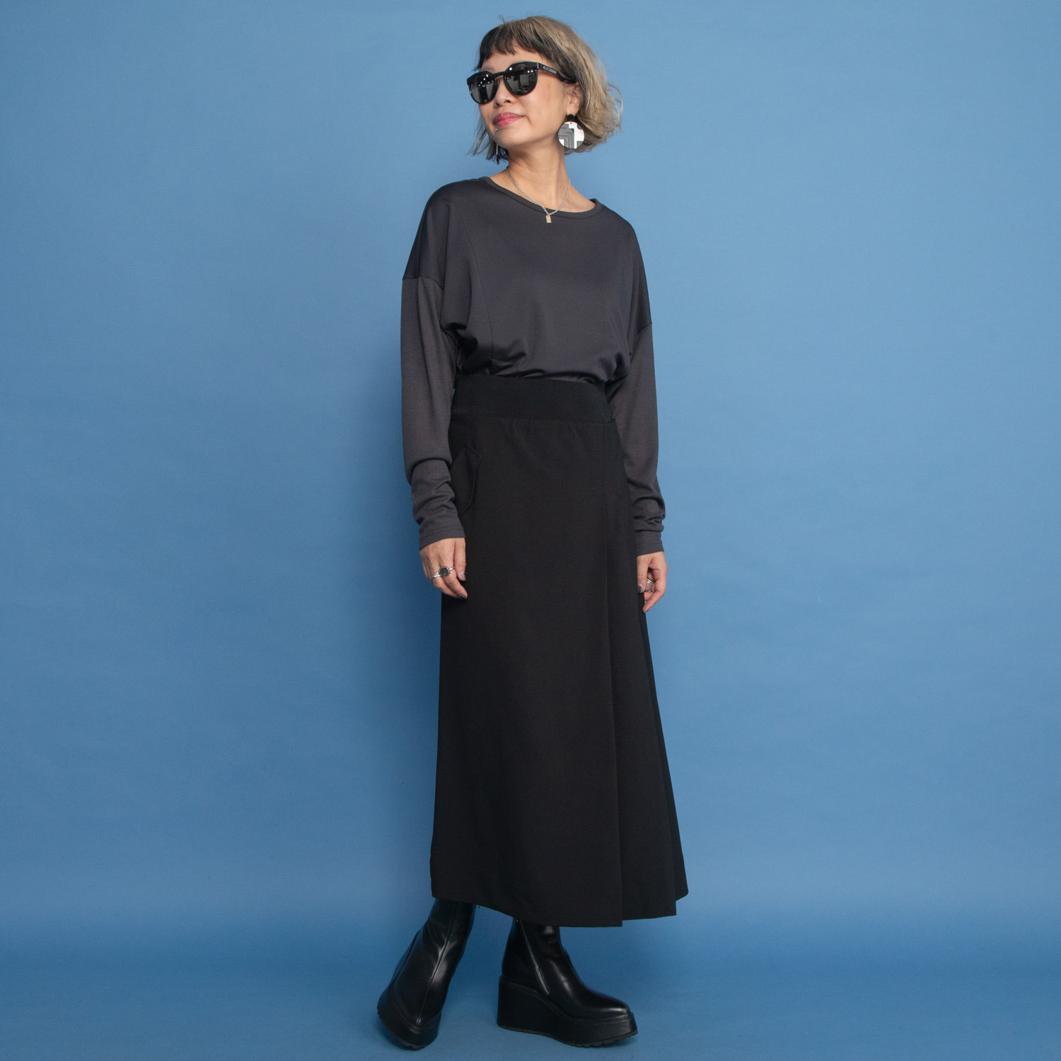 ヨーコモリモト Ｉラインでスタイルアップ アシンメトリーデザイン ロングスカート