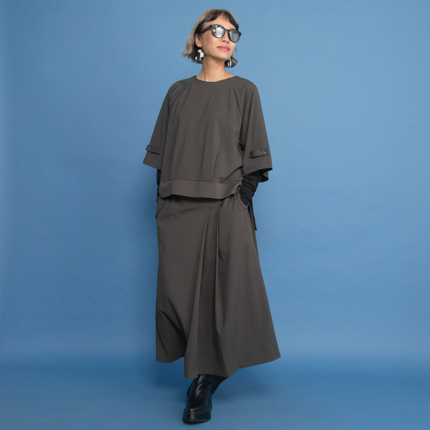 ヨーコモリモト Ｉラインでスタイルアップ アシンメトリーデザイン ロングスカート