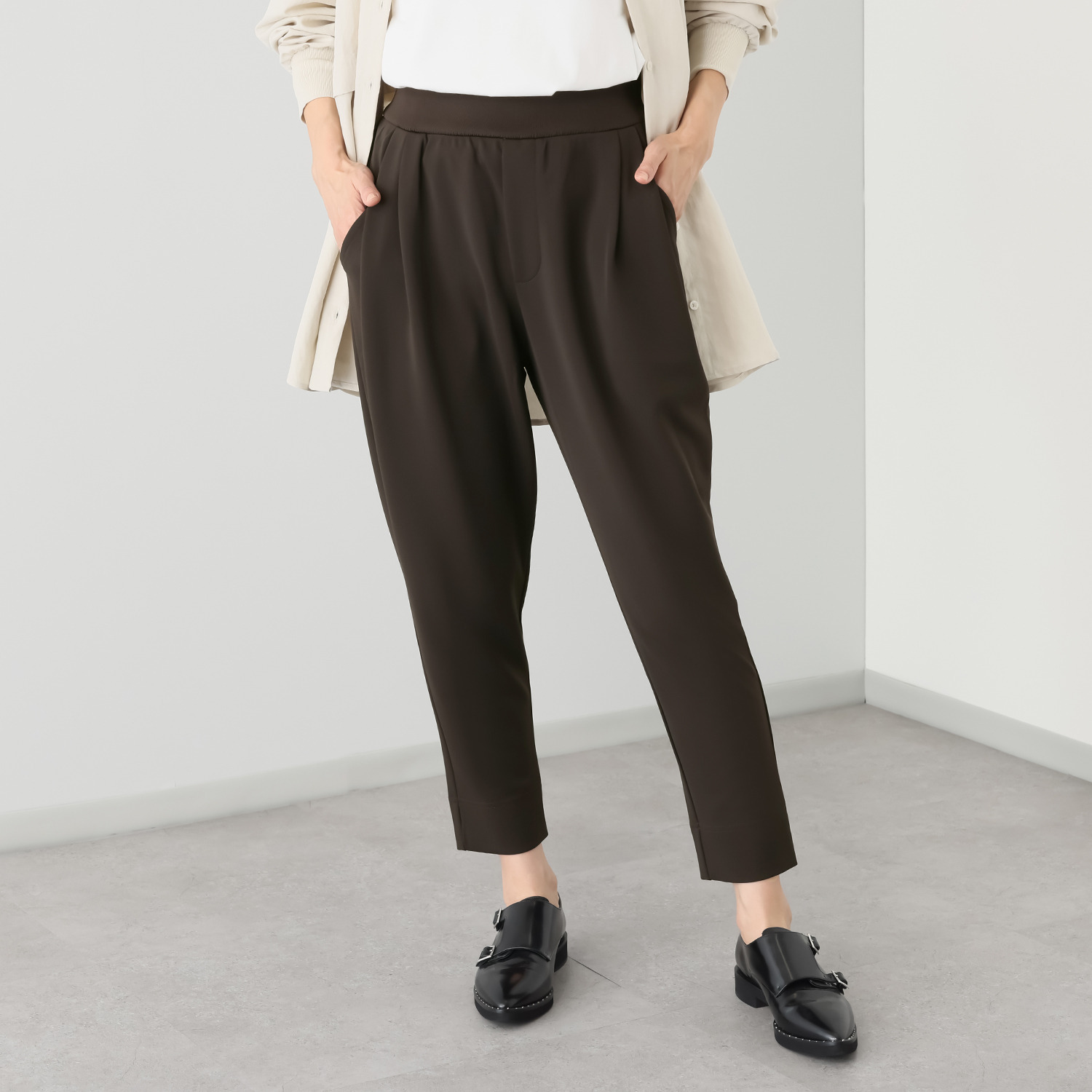 ヨーコモリモト ツイルジャージー＆リブ ラクしておしゃれを格上げ テーパードパンツ