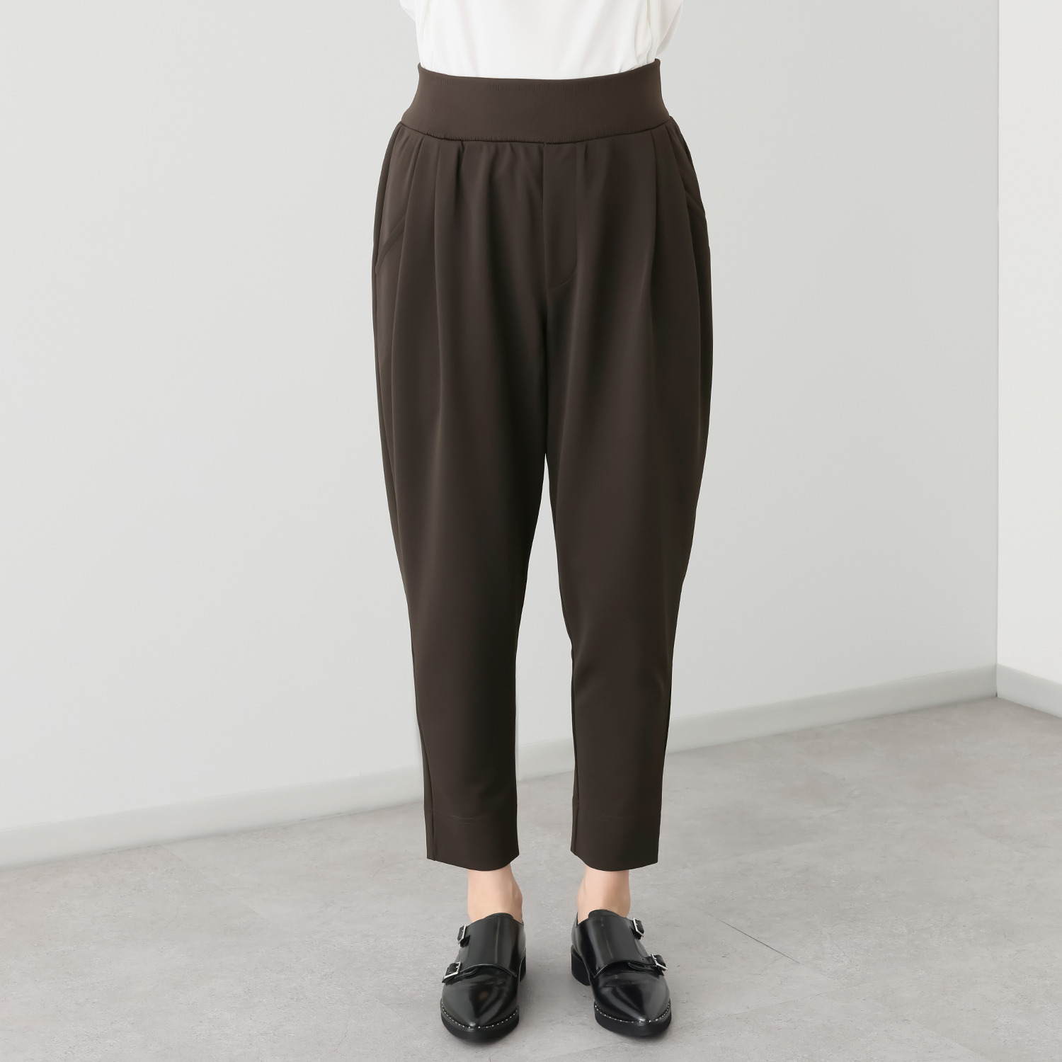 ヨーコモリモト ツイルジャージー＆リブ ラクしておしゃれを格上げ テーパードパンツ