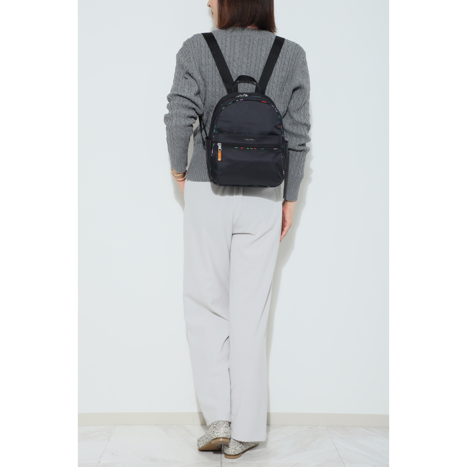 ビサイユ はっ水 “ヌートピア” フラワーアクセント ２ウェイリュック