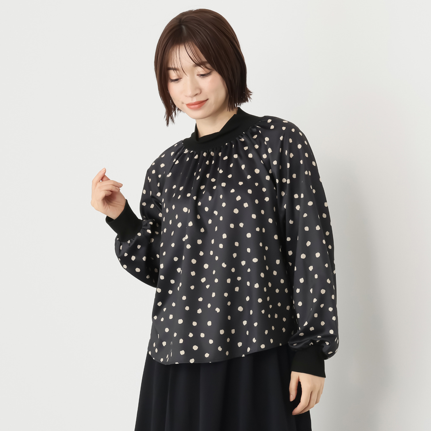 エアリーフェアリー ハイネック プリントプルオーバー