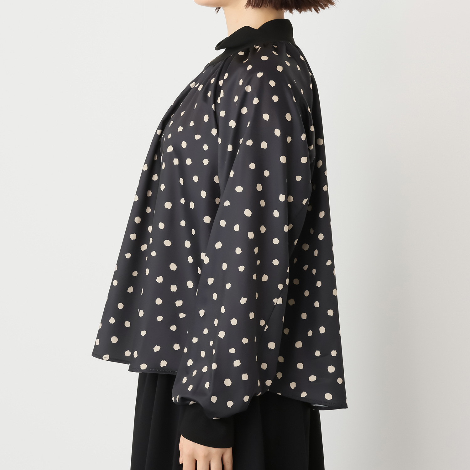 エアリーフェアリー ハイネック プリントプルオーバー