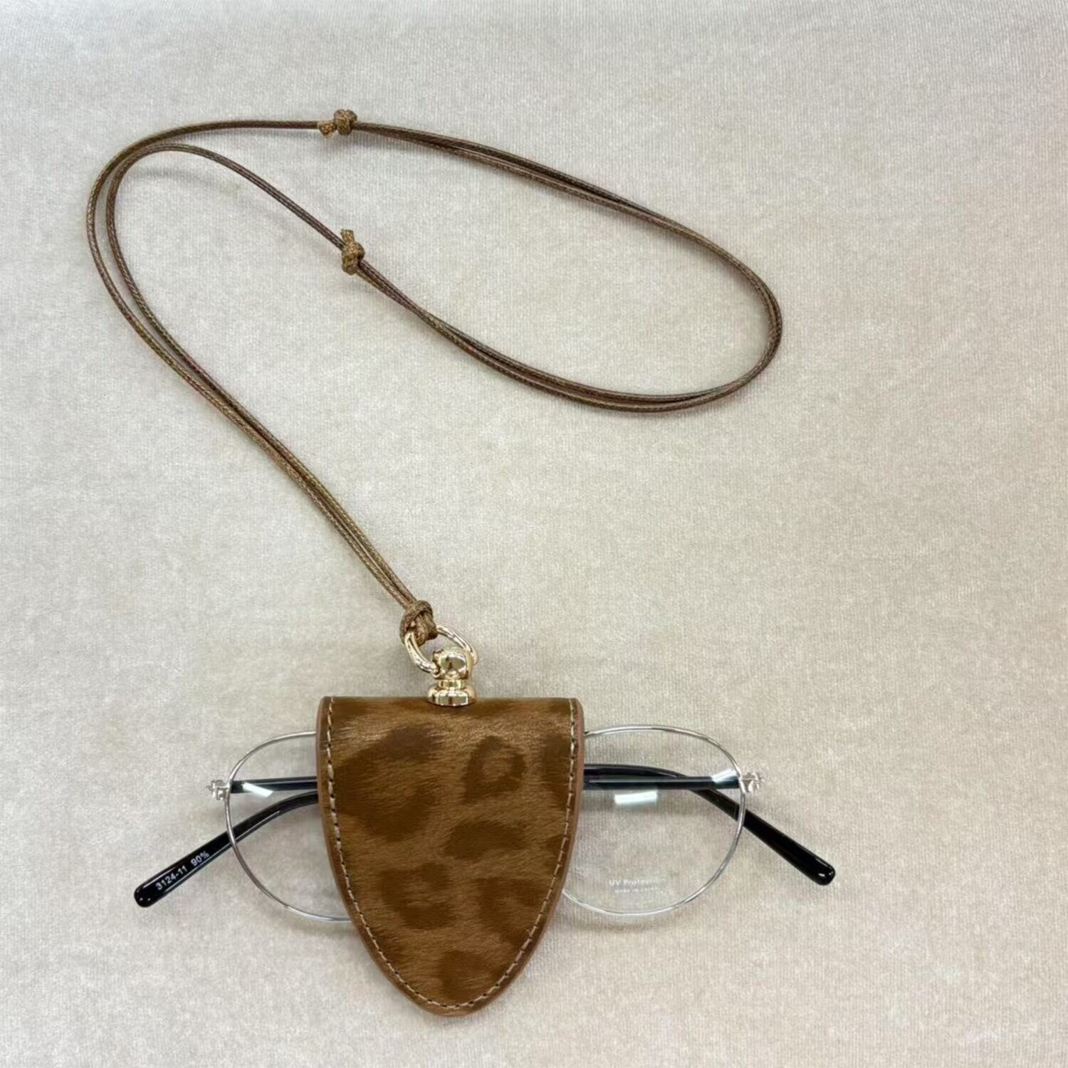 ドンナルマ メガネホルダー